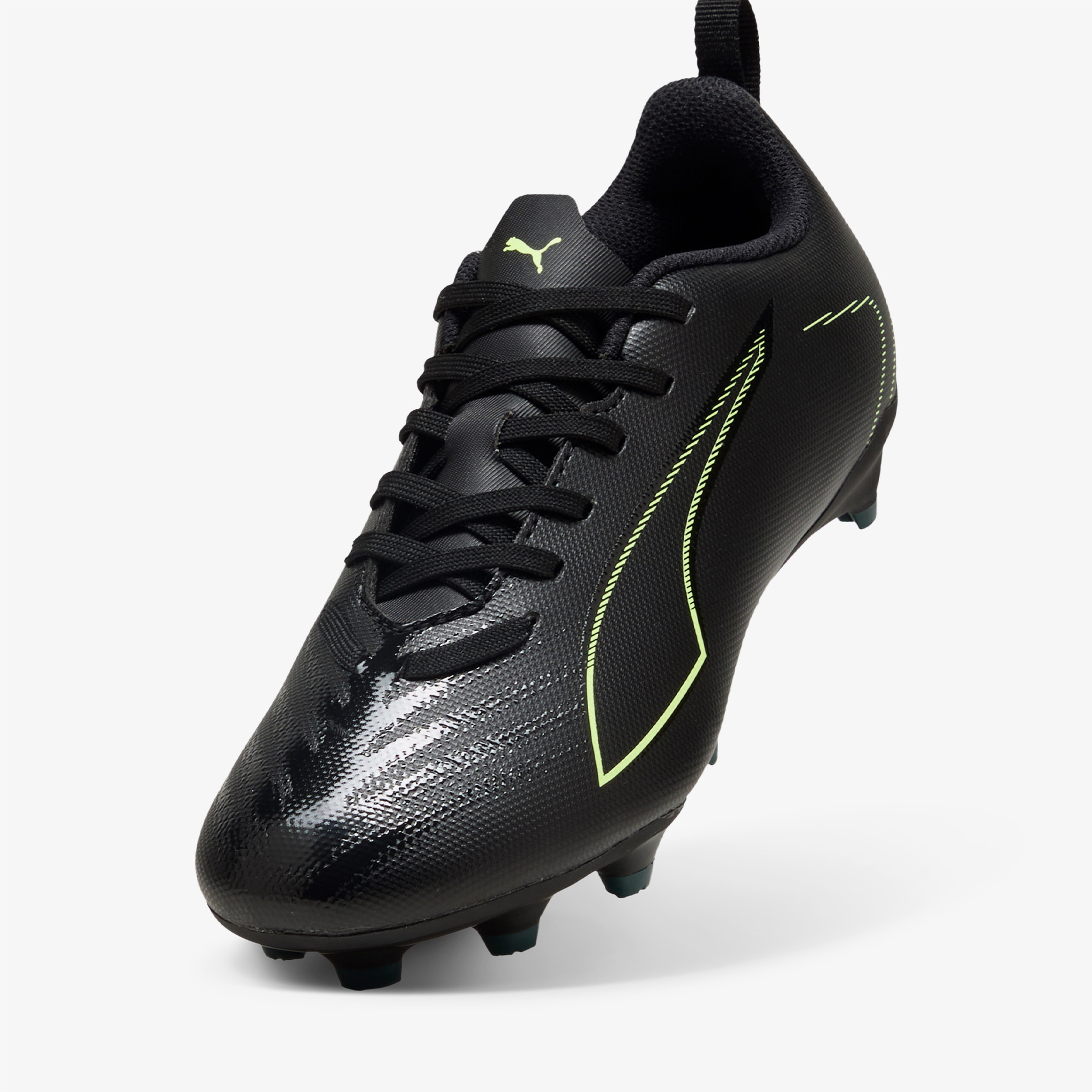 Puma Ultra 6 Play Fg-Ag Çocuk Siyah Çim Saha Kramponu