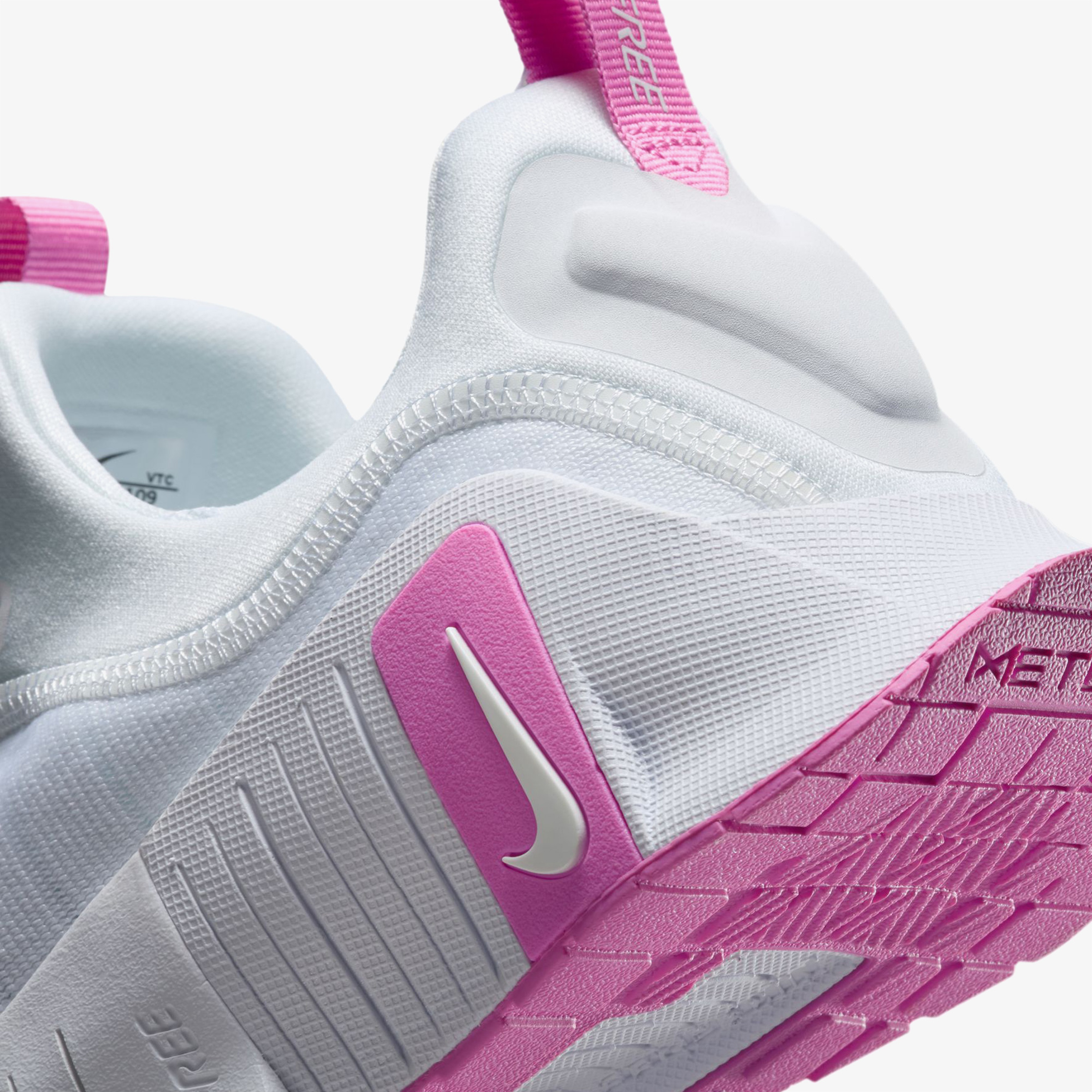 Nike Free Metcon 6 Kadın Beyaz Antrenman Ayakkabısı