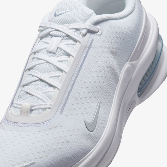 Nike Beyaz Nike Air Zoom Upturn Sc Kadın