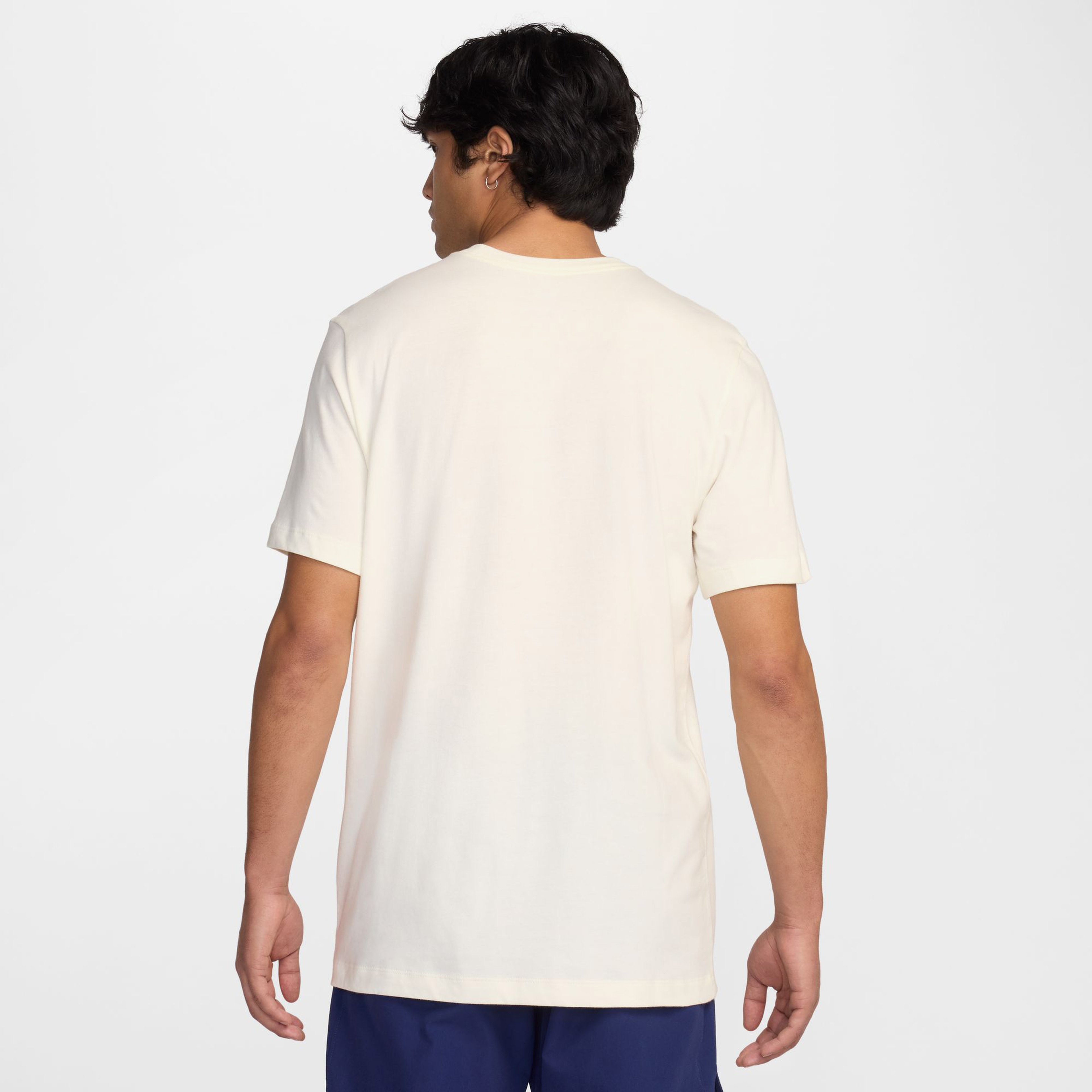 Nike Sportswear Erkek Beyaz T-Shirt