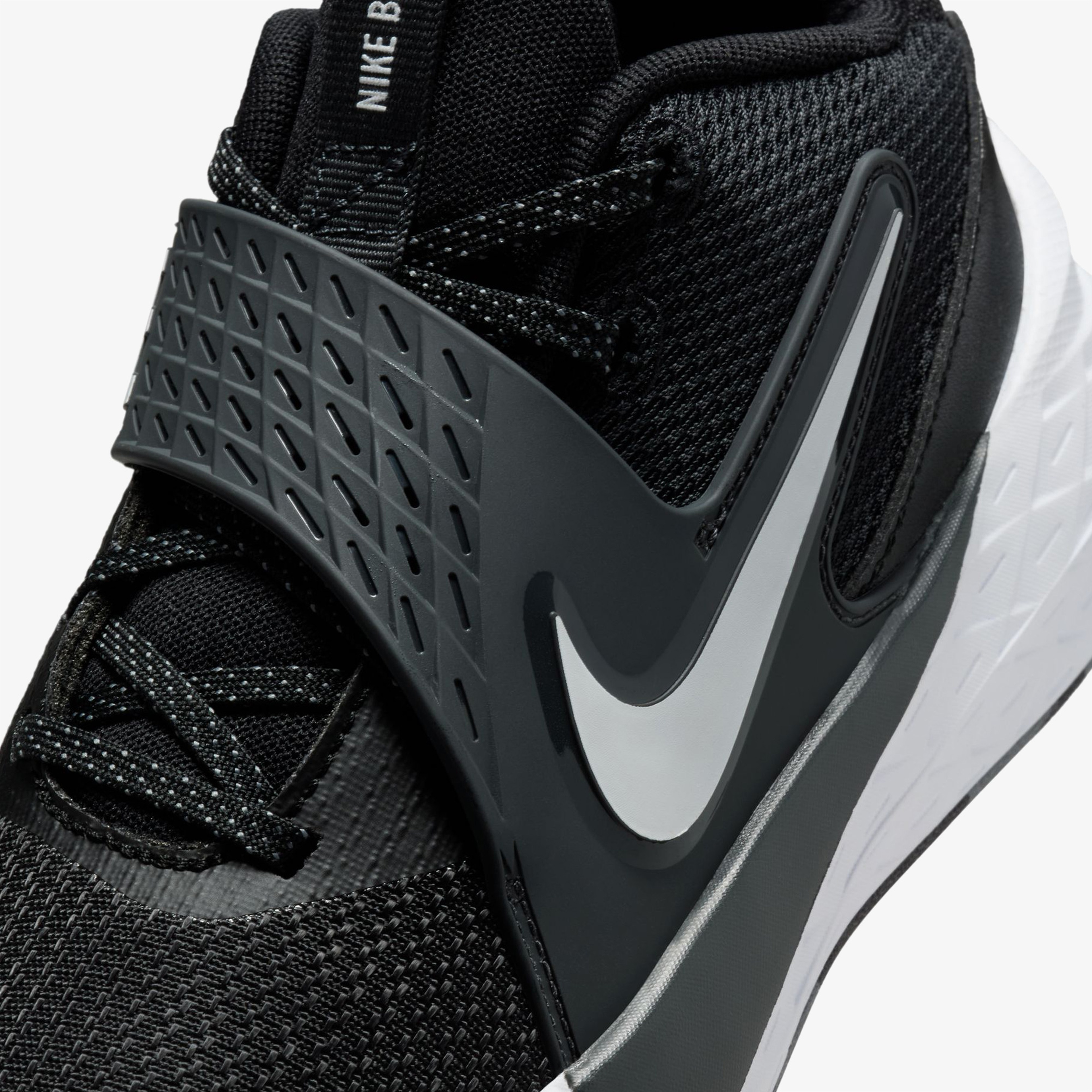 Nike Team Hustle D 12 Çocuk Siyah Basketbol Ayakkabısı