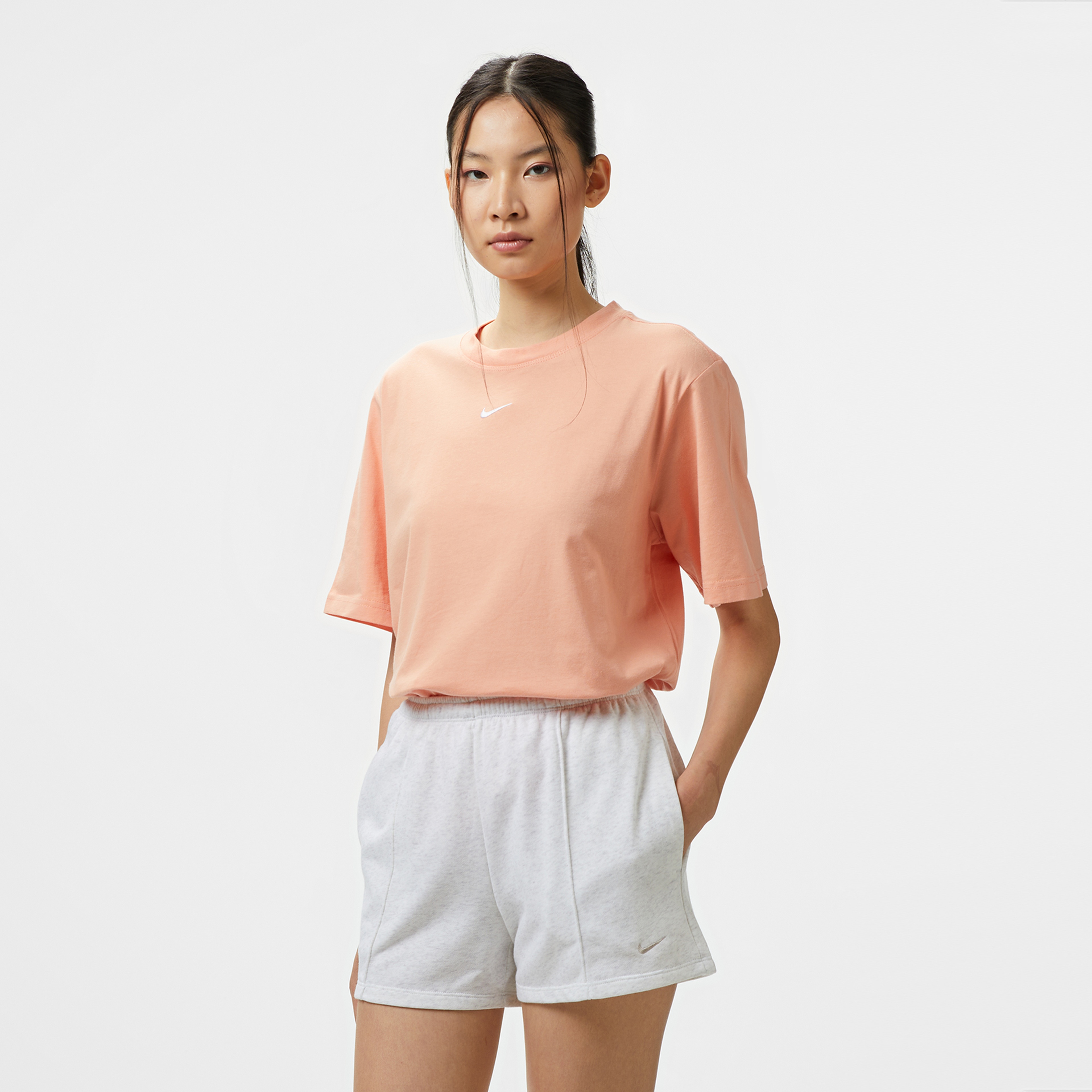 Nike Essential  Kadın Turuncu T-Shirt