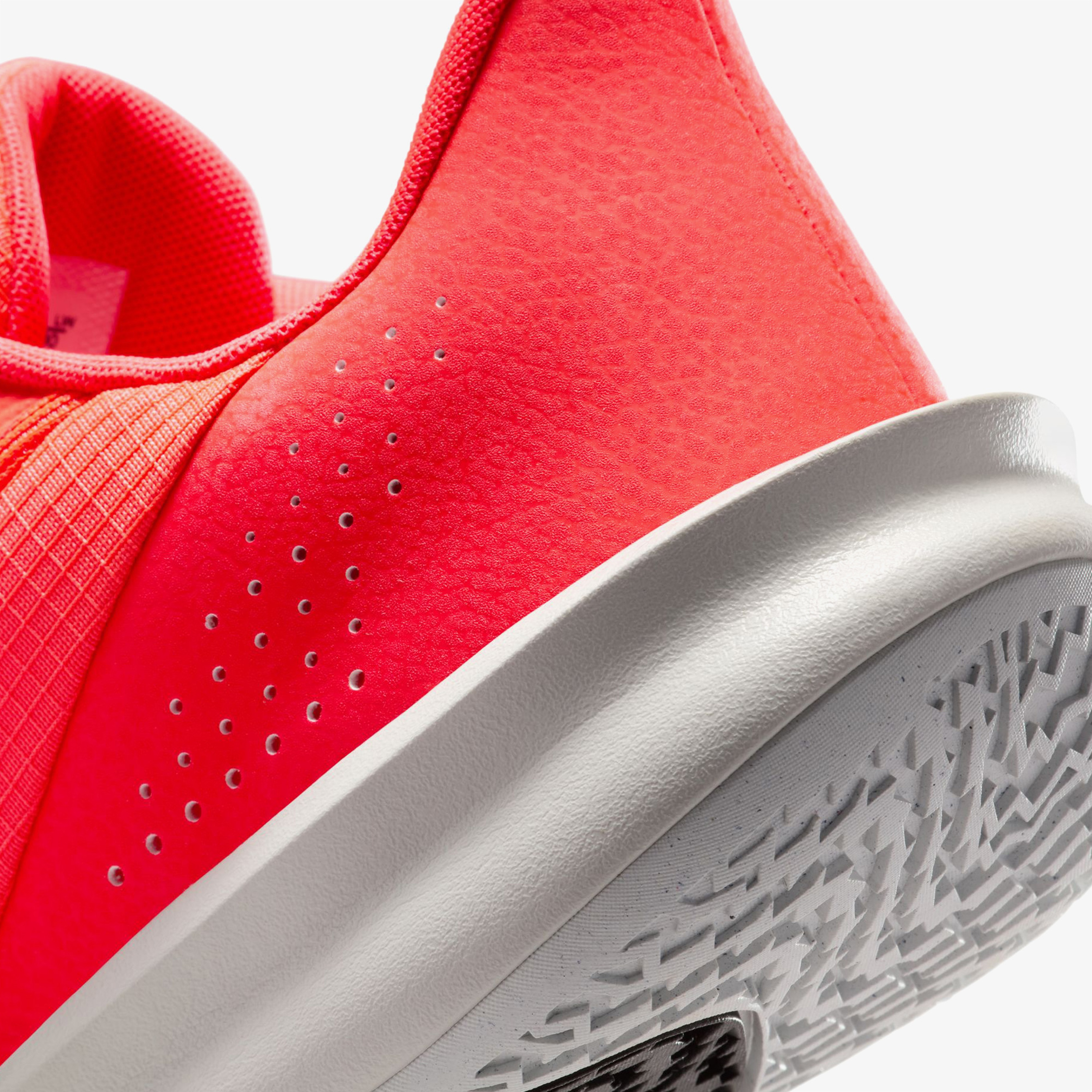 Nike Precision 7 Erkek Kırmızı Basketbol Ayakkabısı