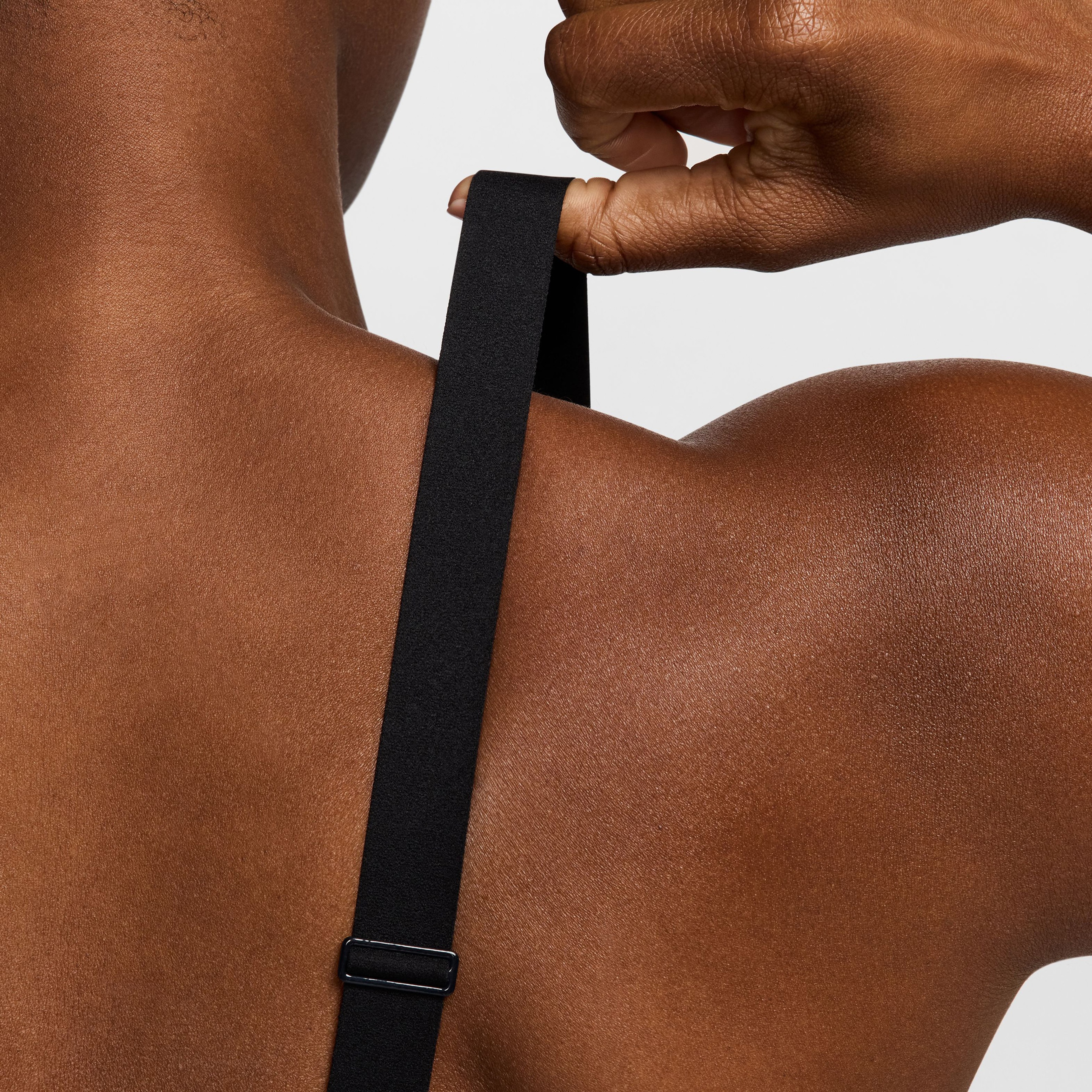 Nike Indy Medium Support Kadın Siyah Antrenman Bra