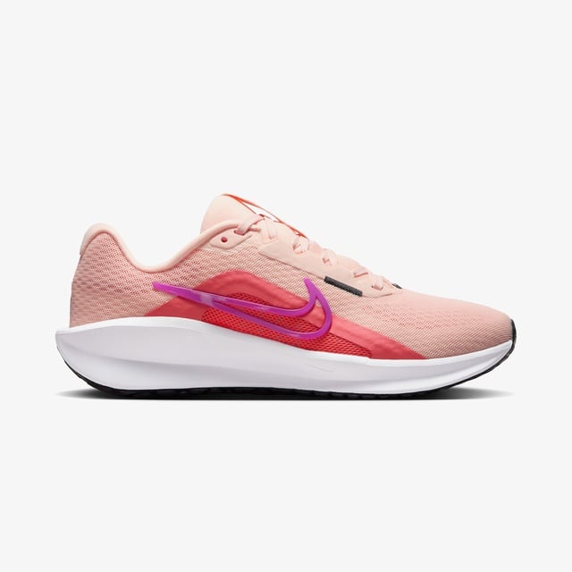 Nike Pembe Nike Downshifter 13 Koşu Ayakkabısı