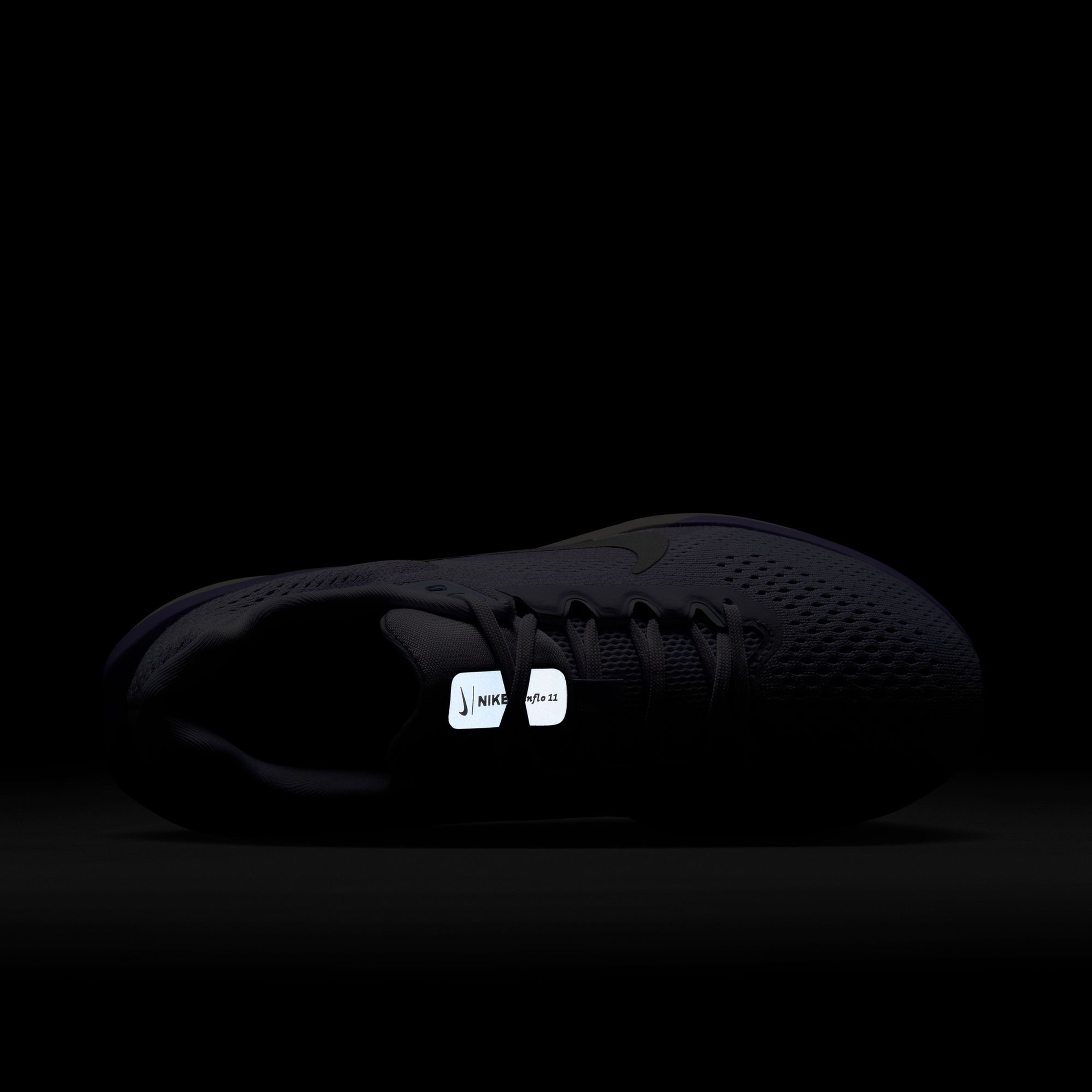 Nike Winflo 11 Kadın Gri Koşu Ayakkabısı