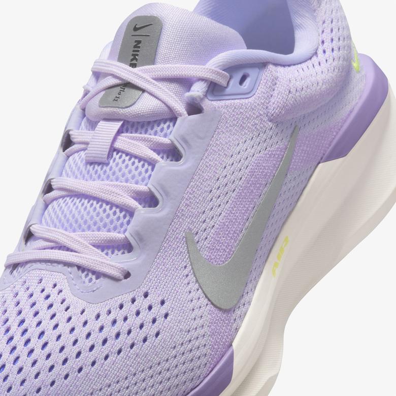 Nike Winflo 11 Kadın Gri Koşu Ayakkabısı