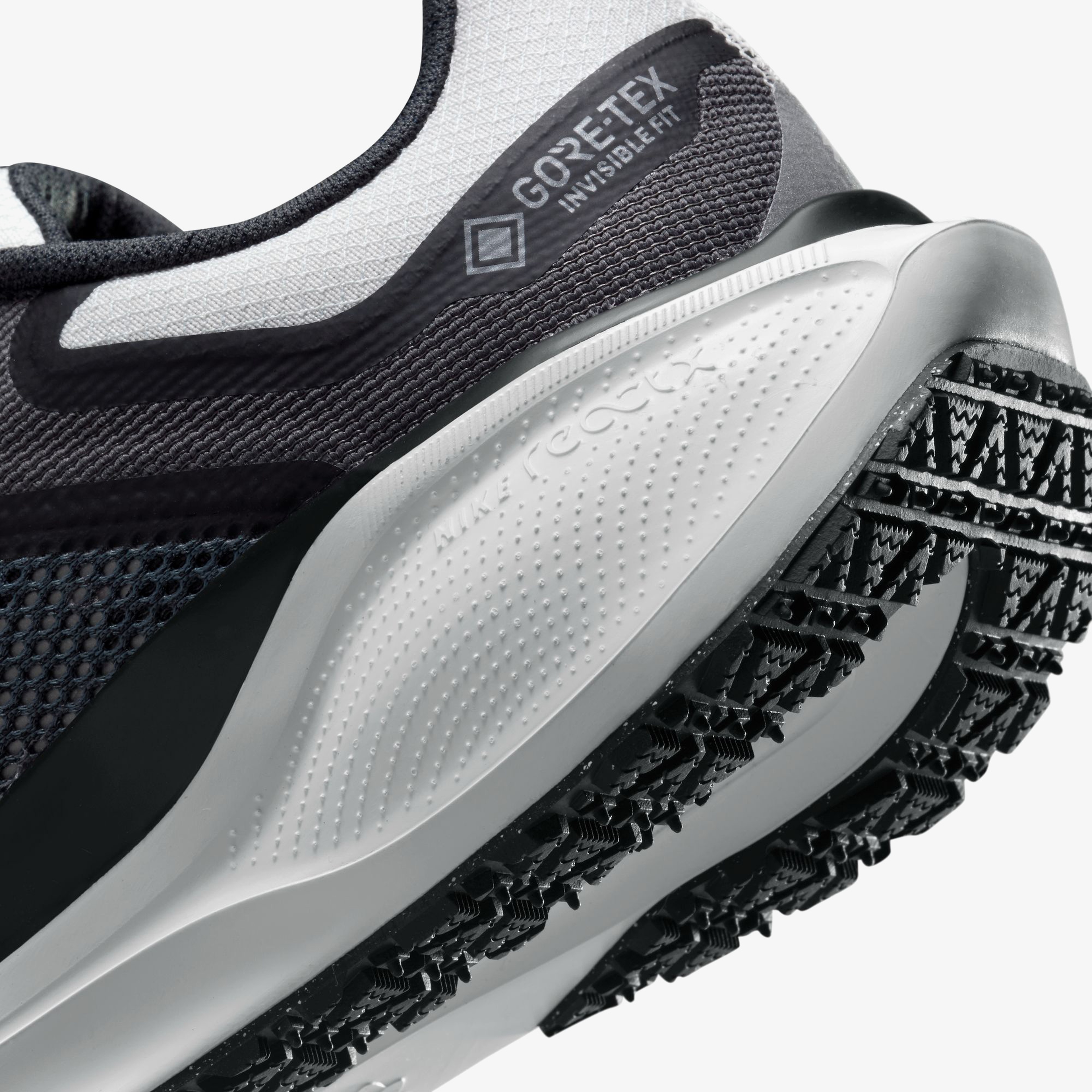 Nike Pegasus 41 Gore-Tex Kadın Siyah Koşu Ayakkabısı