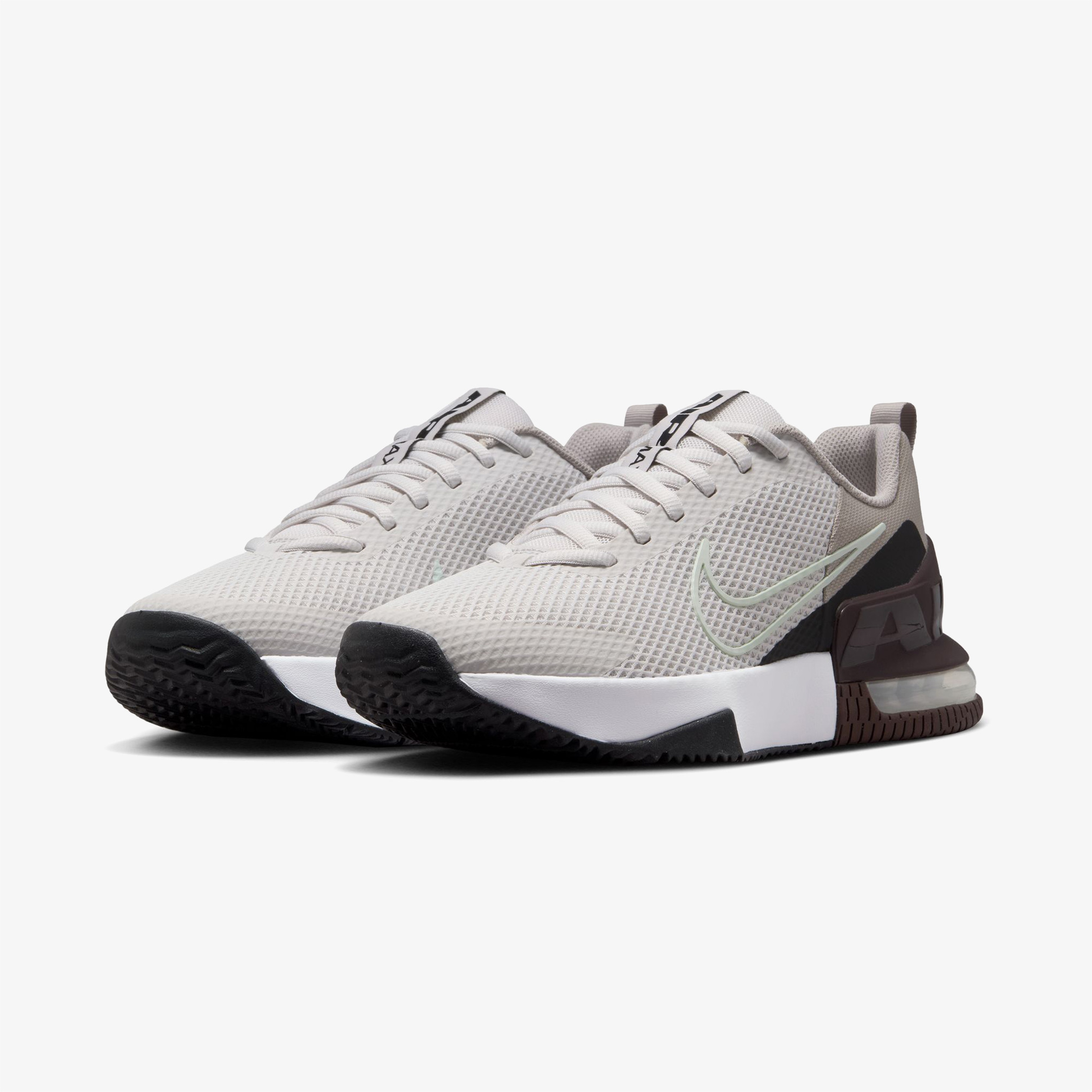 Nike Air Max Alpha Trainer 6 Erkek Gri Antrenman Ayakkabısı