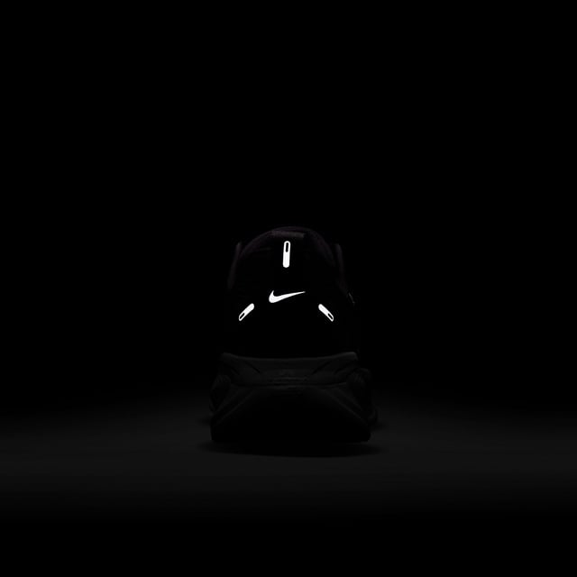 Nike Nike Vomero 18 Erkek Siyah Koşu Ayakkabısı Occasion'da! Siyah - 11. görsel