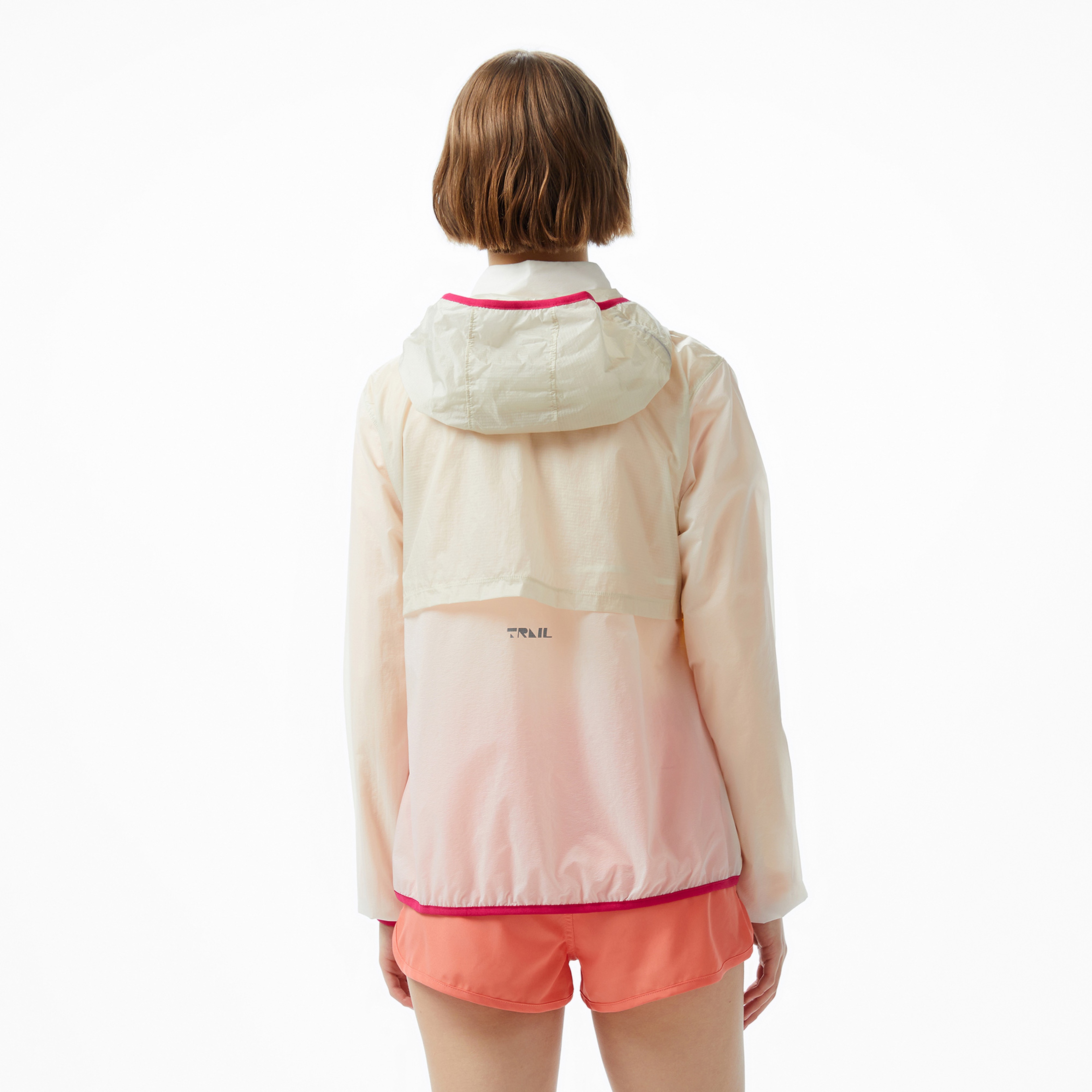 Under Armour Trail Run Kadın Beyaz Koşu Ceketi