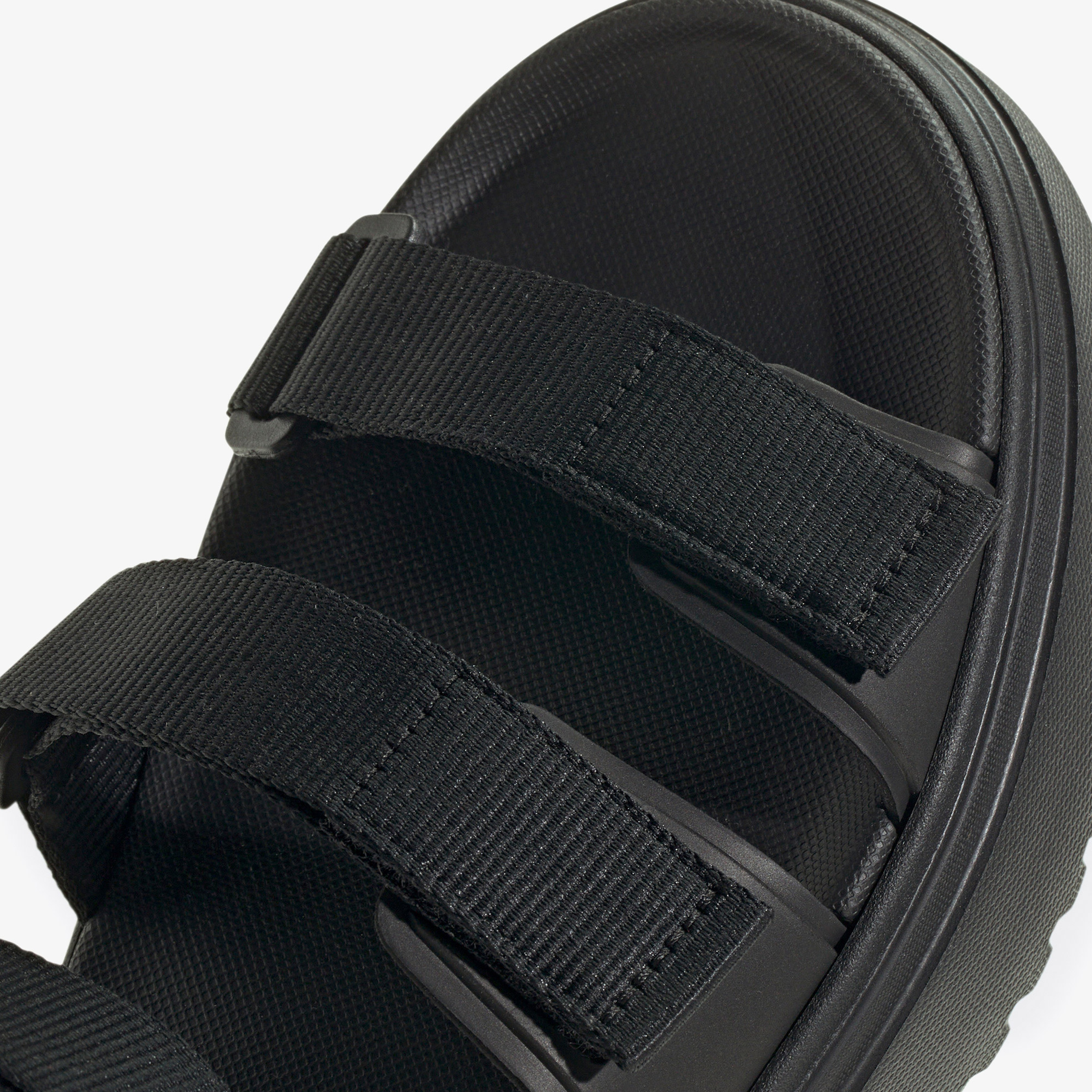 adidas Slyn Kadın Siyah Sandalet