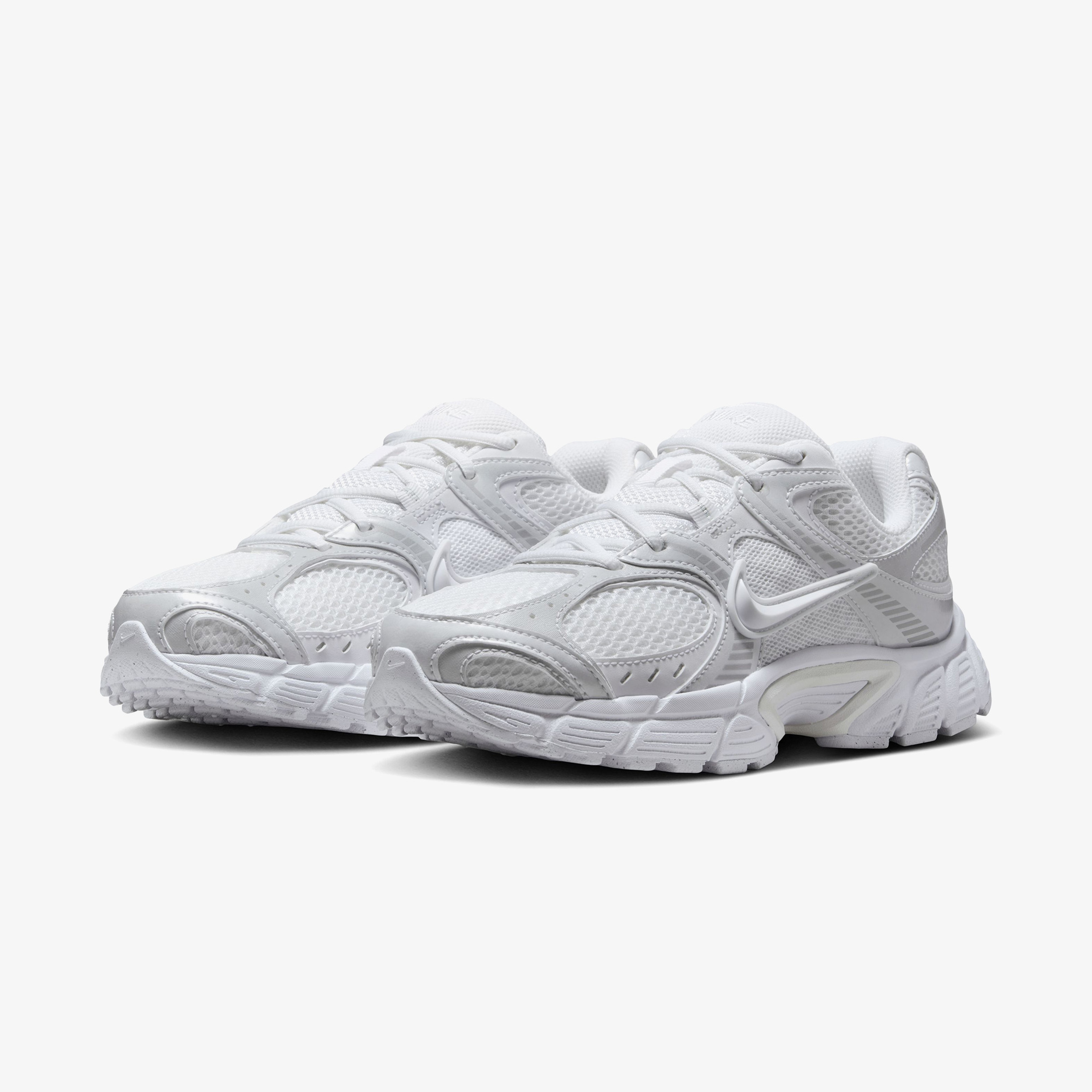 Nike V5 RNR Kadın Beyaz Spor Ayakkabı