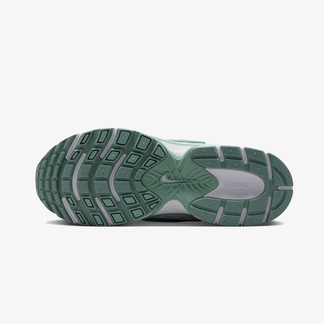 Nike Beyaz Nike V5 RNR