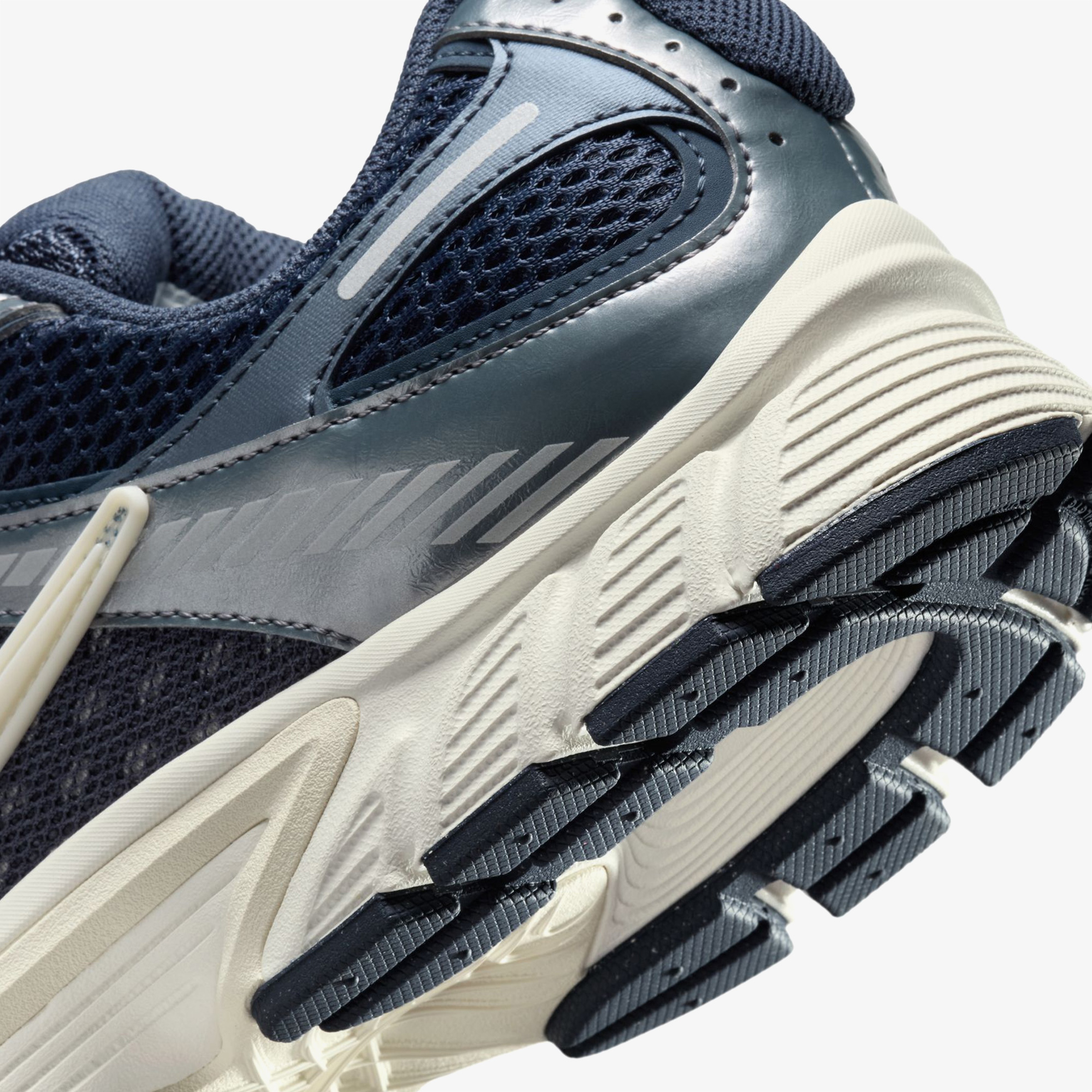 Nike V5 RNR Erkek Lacivert Spor Ayakkabı