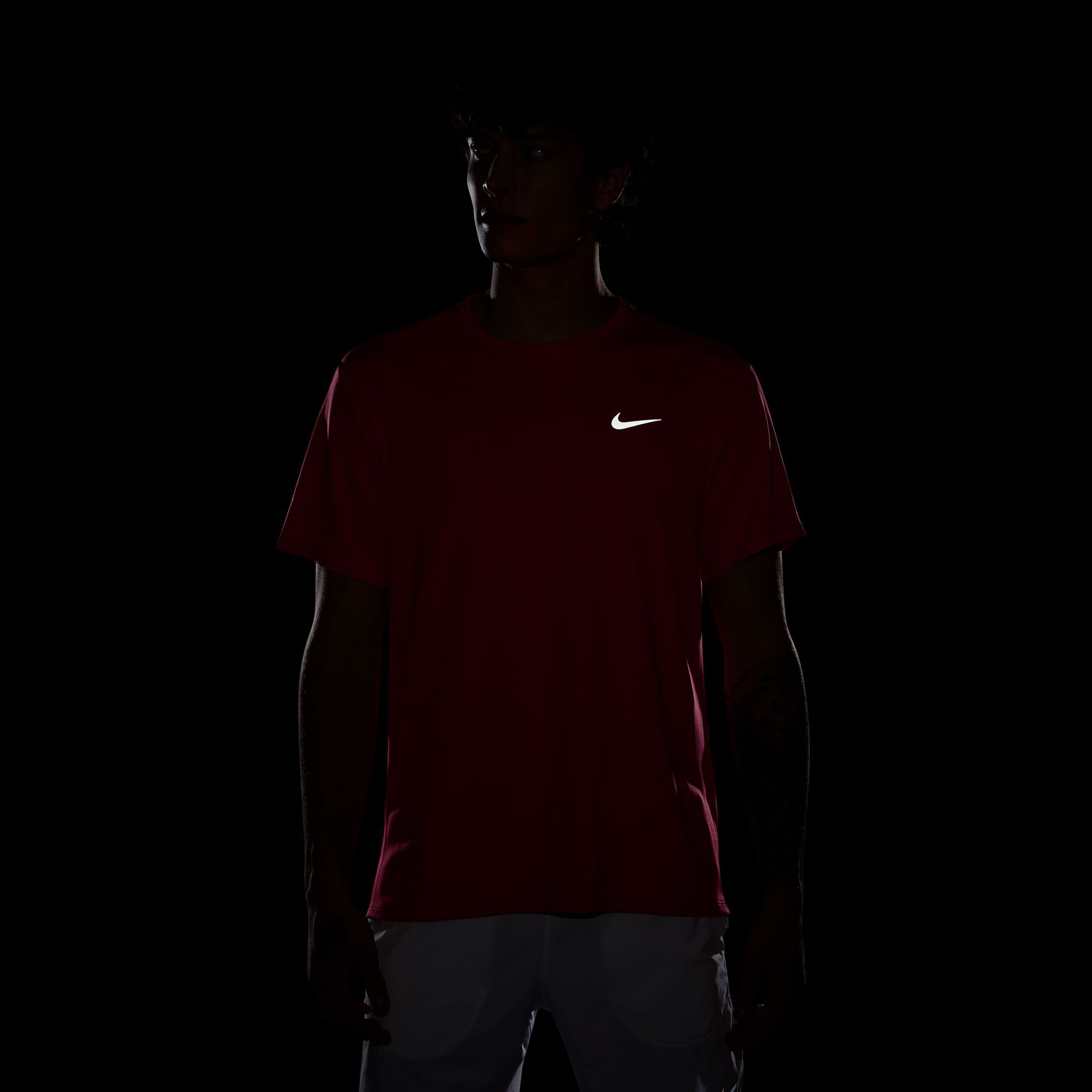 Nike Miler Erkek Turuncu Koşu T-Shirt