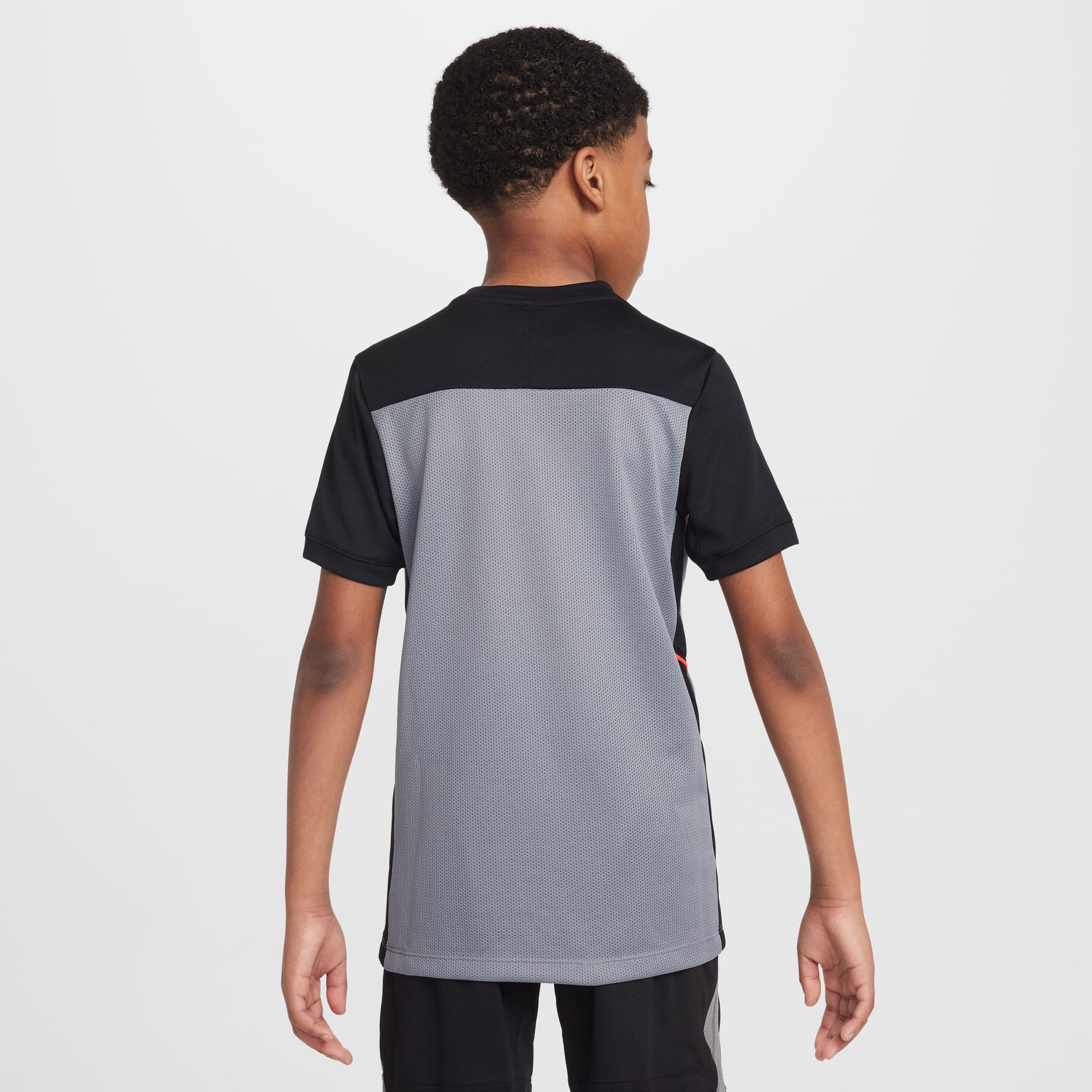 Nike Academy Çocuk Gri Futbol T-Shirt