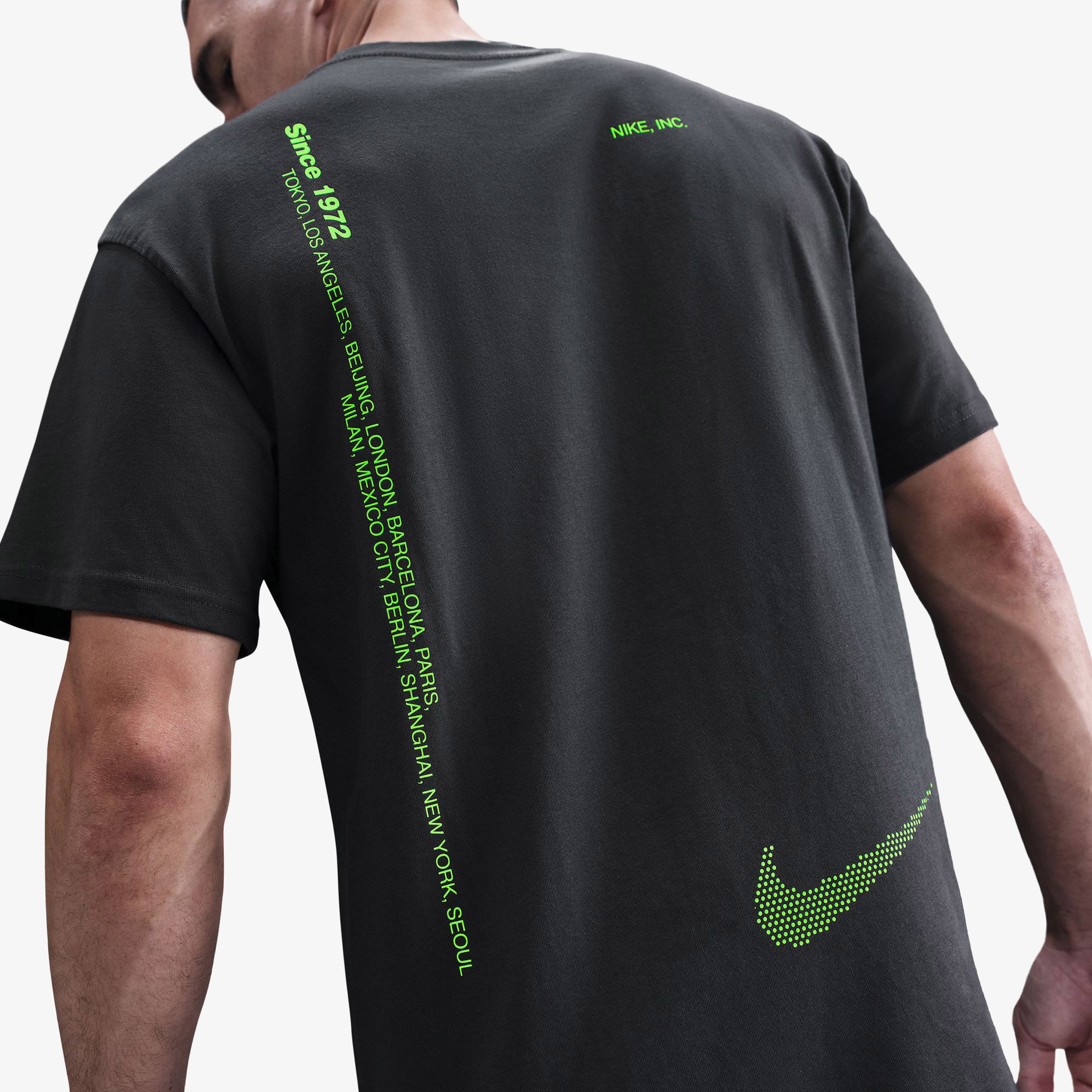 Nike Sportswear Erkek Siyah T-Shirt