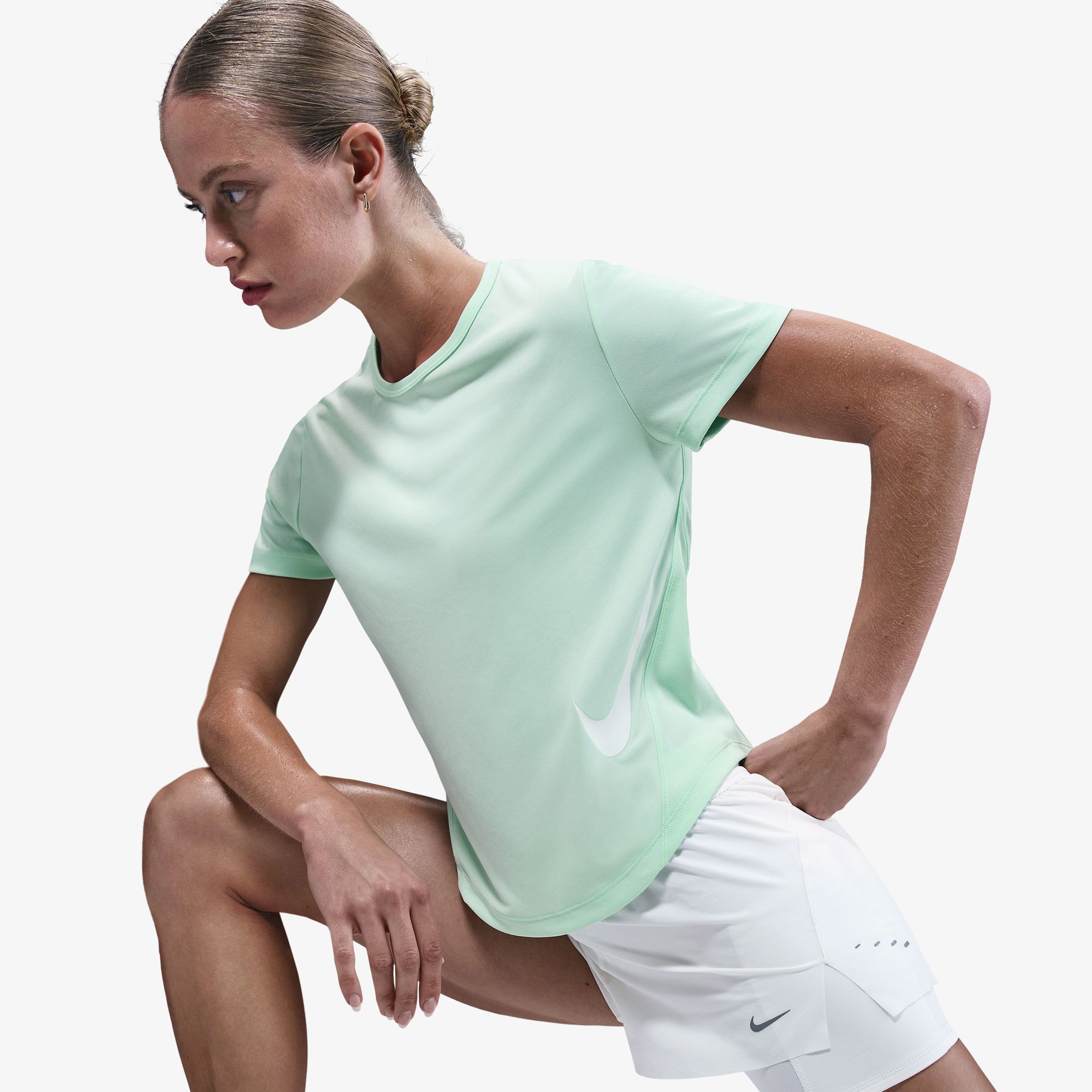 Nike Tempo Swoosh Run Kadın Yeşil Koşu T-Shirt