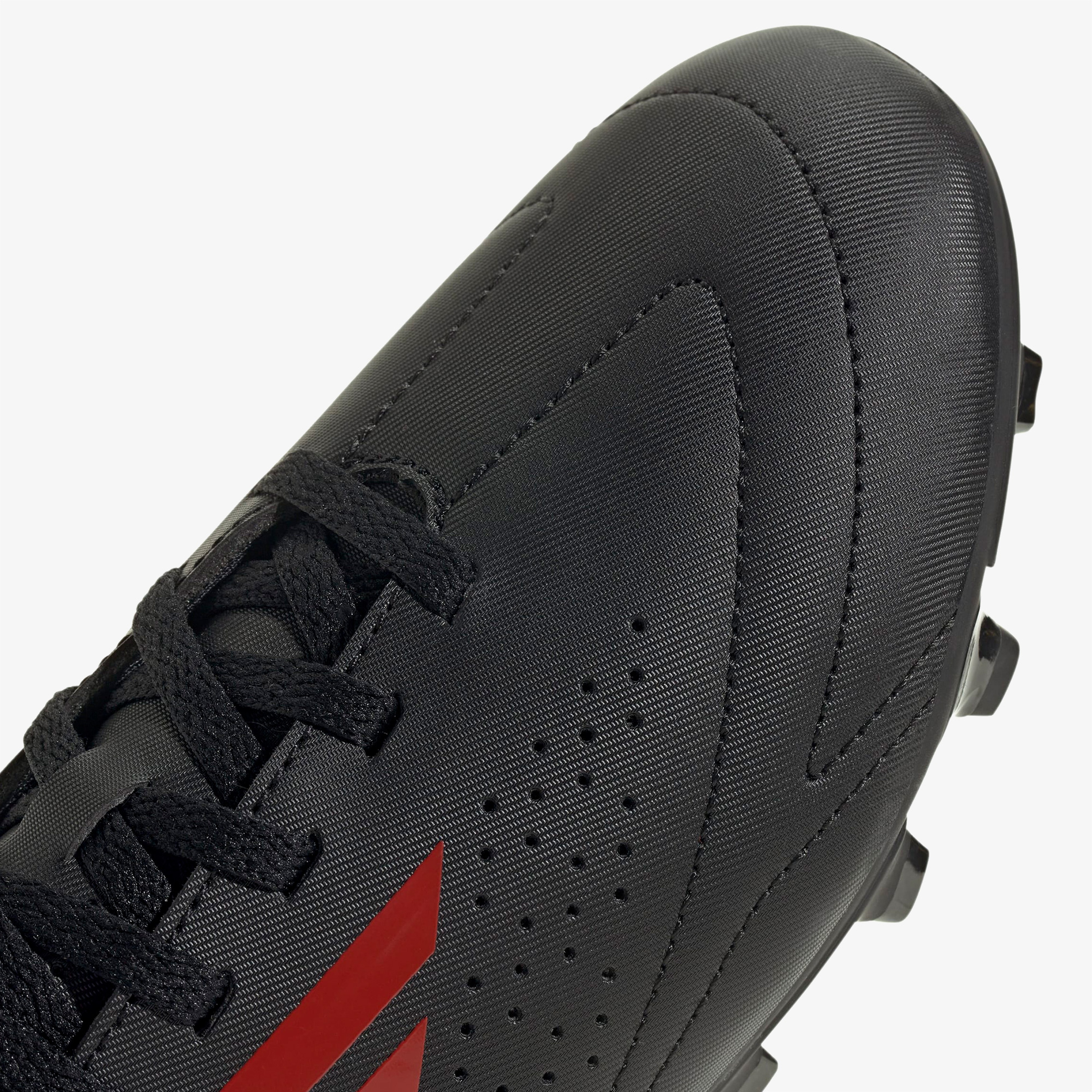 adidas Deportivo III Çocuk Siyah Çim Saha Kramponu