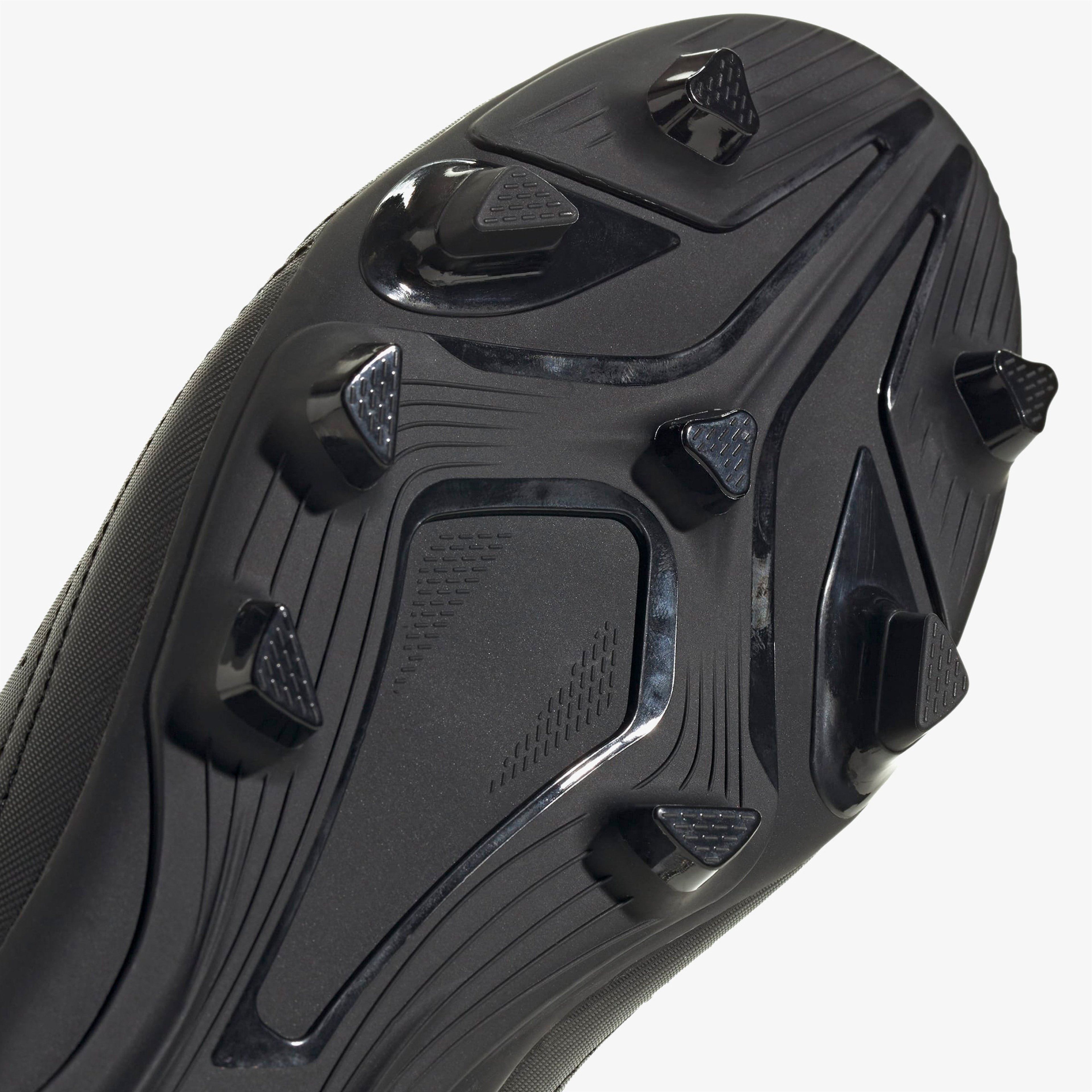 adidas Deportivo III Çocuk Siyah Çim Saha Kramponu