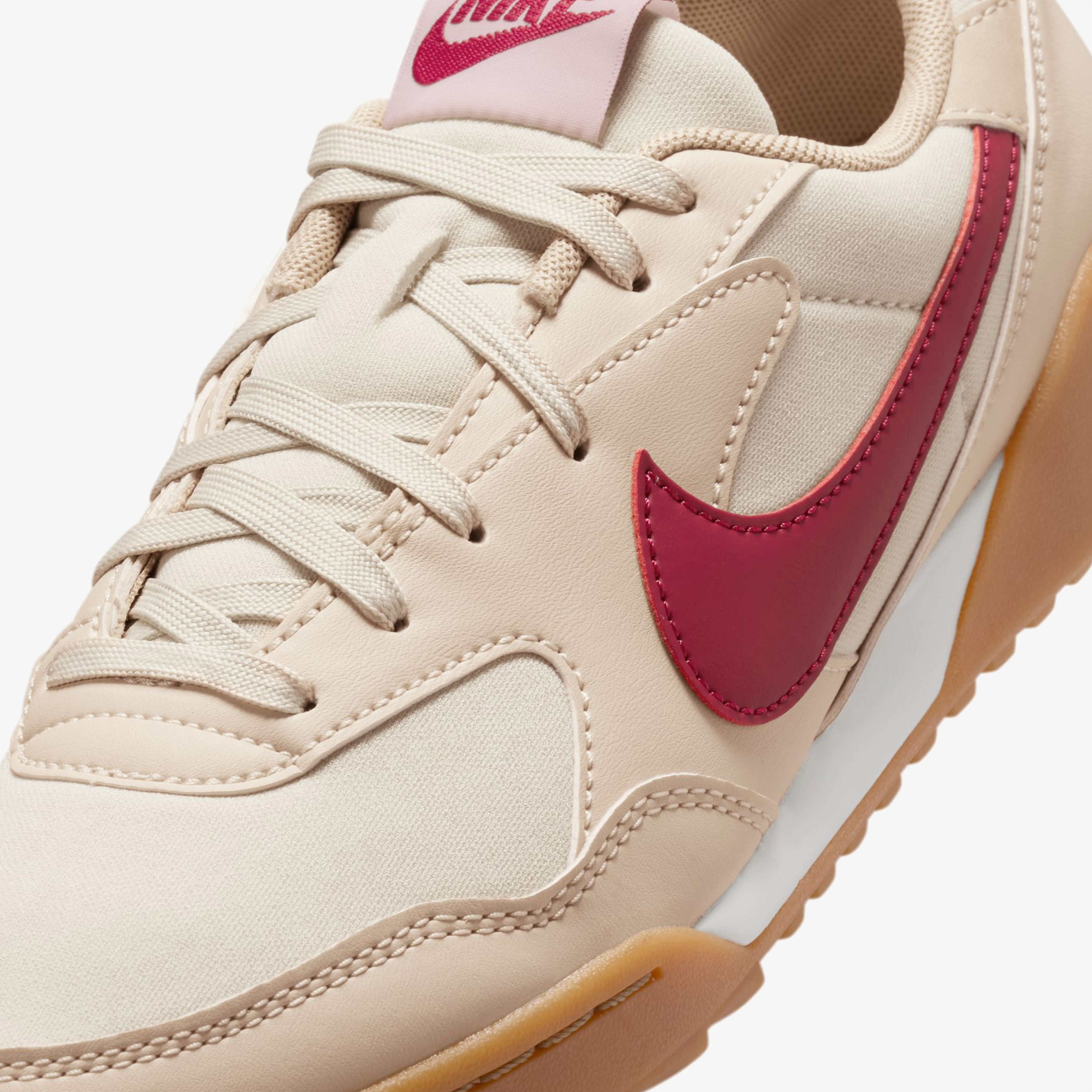 Nike Terra Manta Kadın Bej Spor Ayakkabı