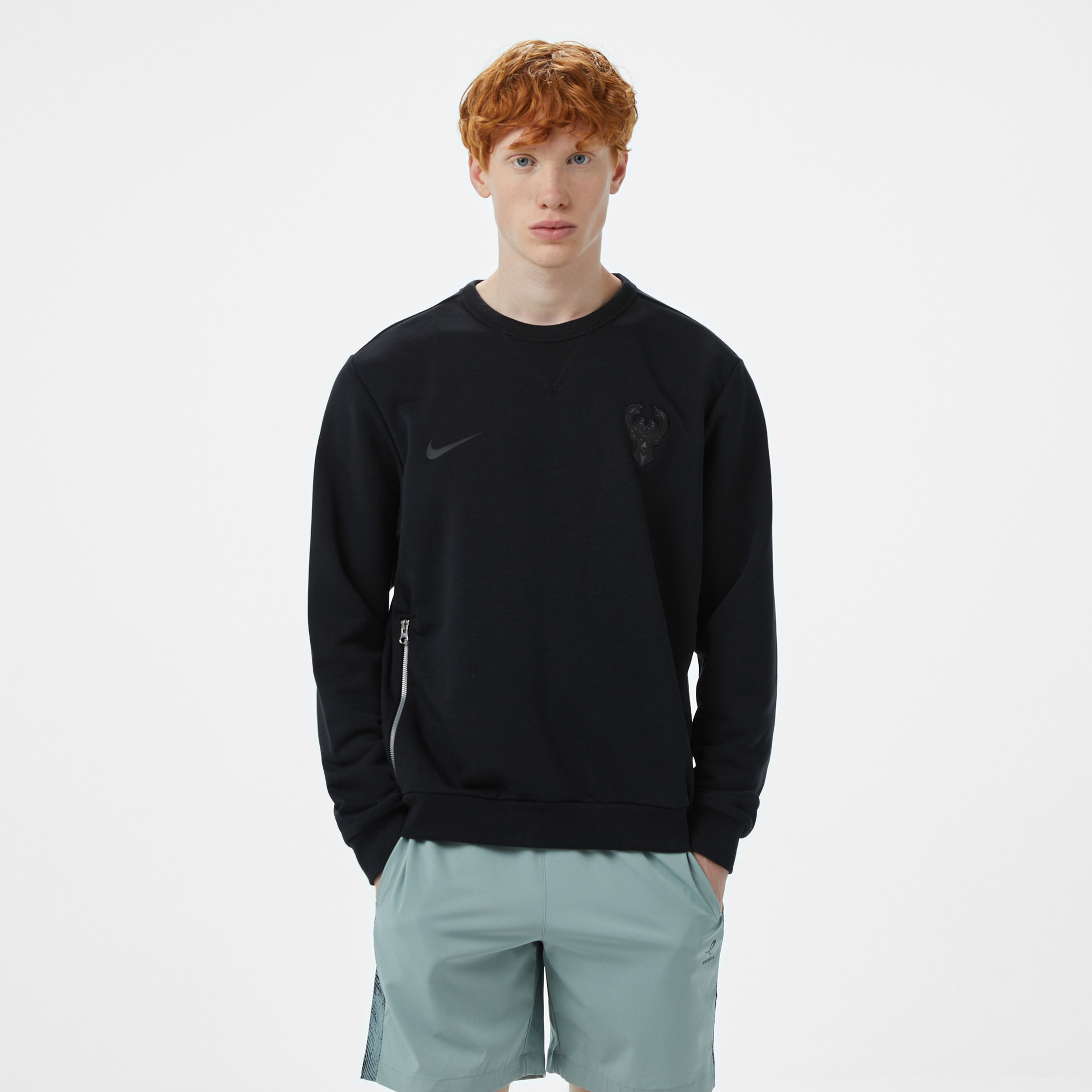 Nike Milwaukee Bucks Standard issue Erkek Siyah Basketbol Sweatshirt