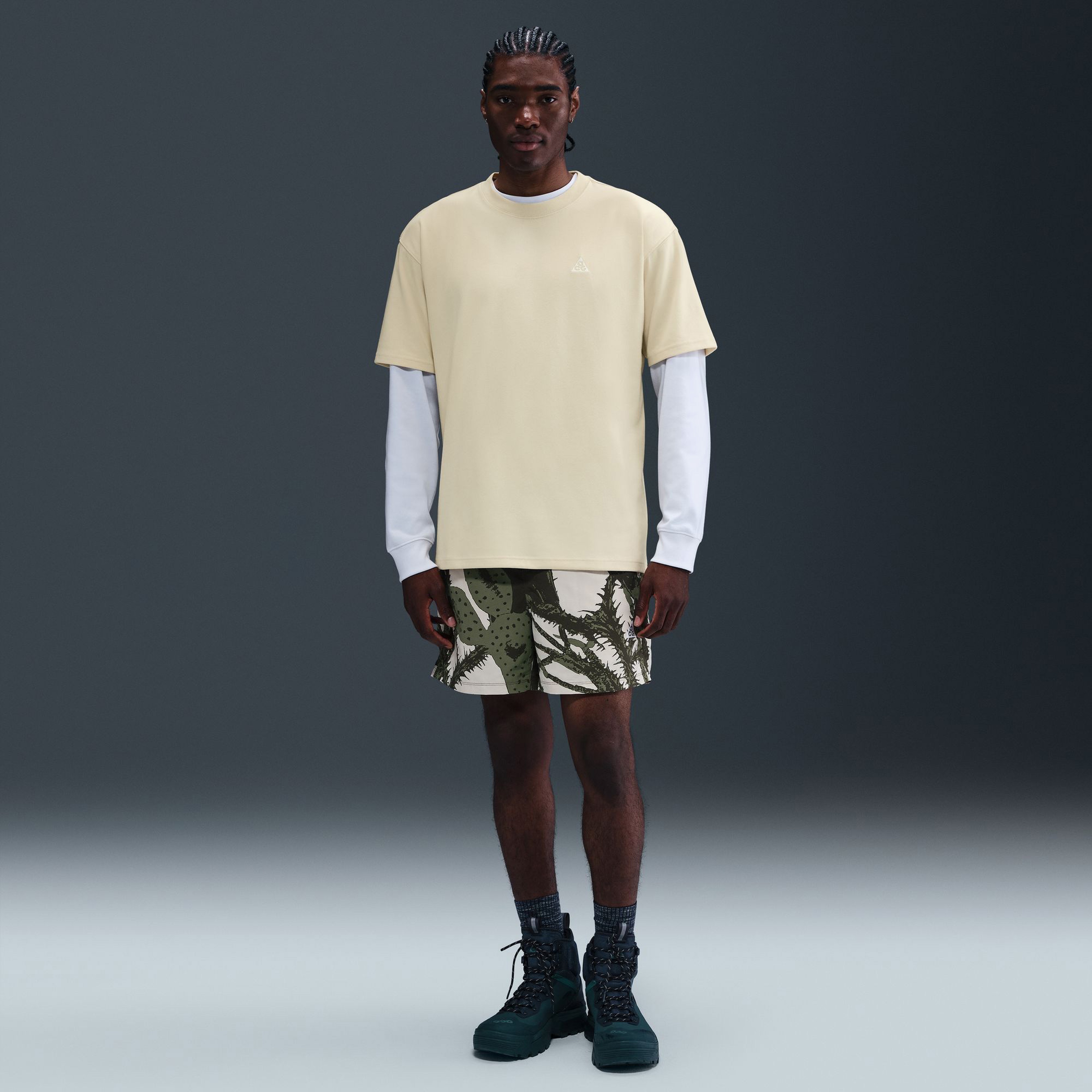 Nike Acg Erkek Haki T-Shirt