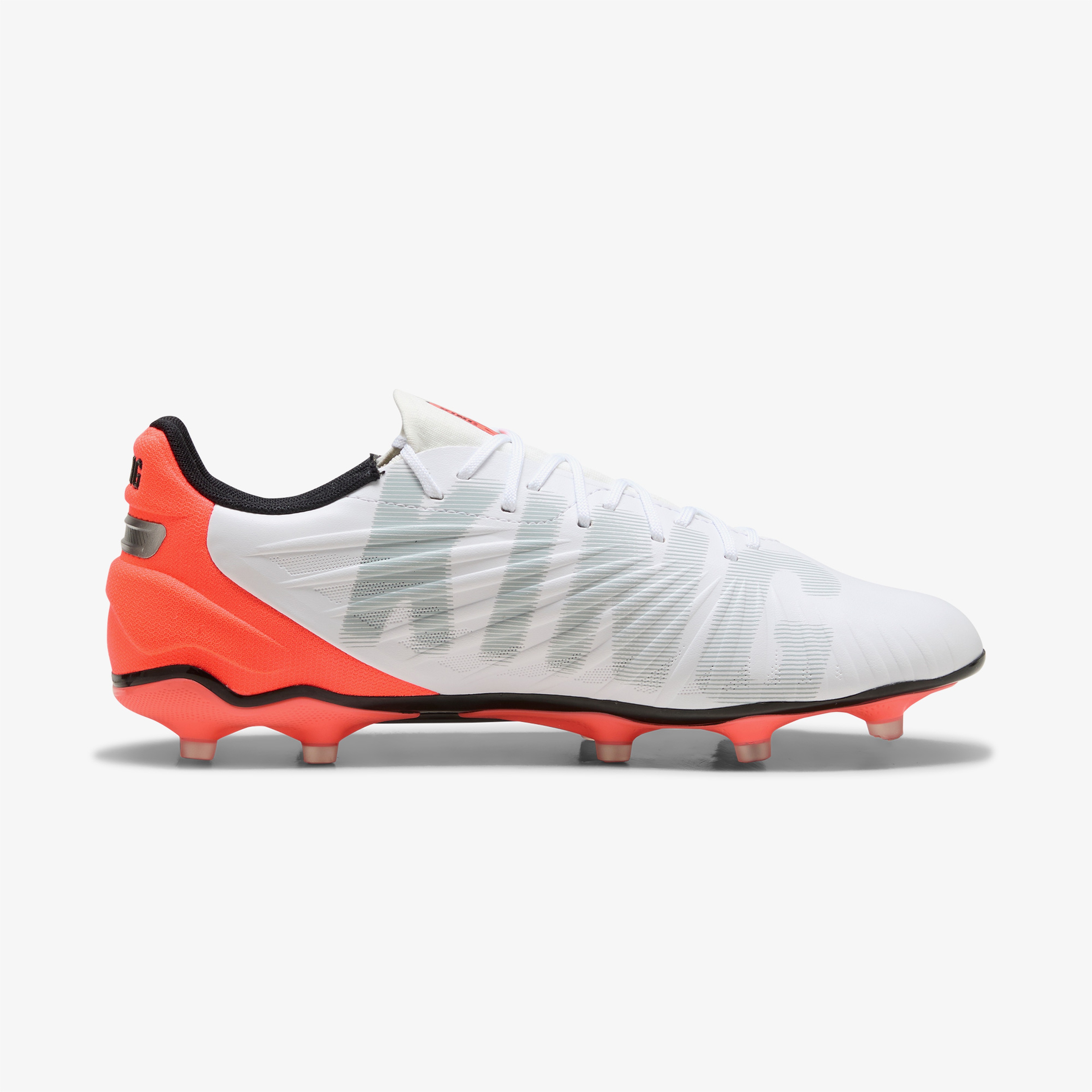 Puma King Match Fg-Ag Erkek Beyaz Çim Saha Kramponu