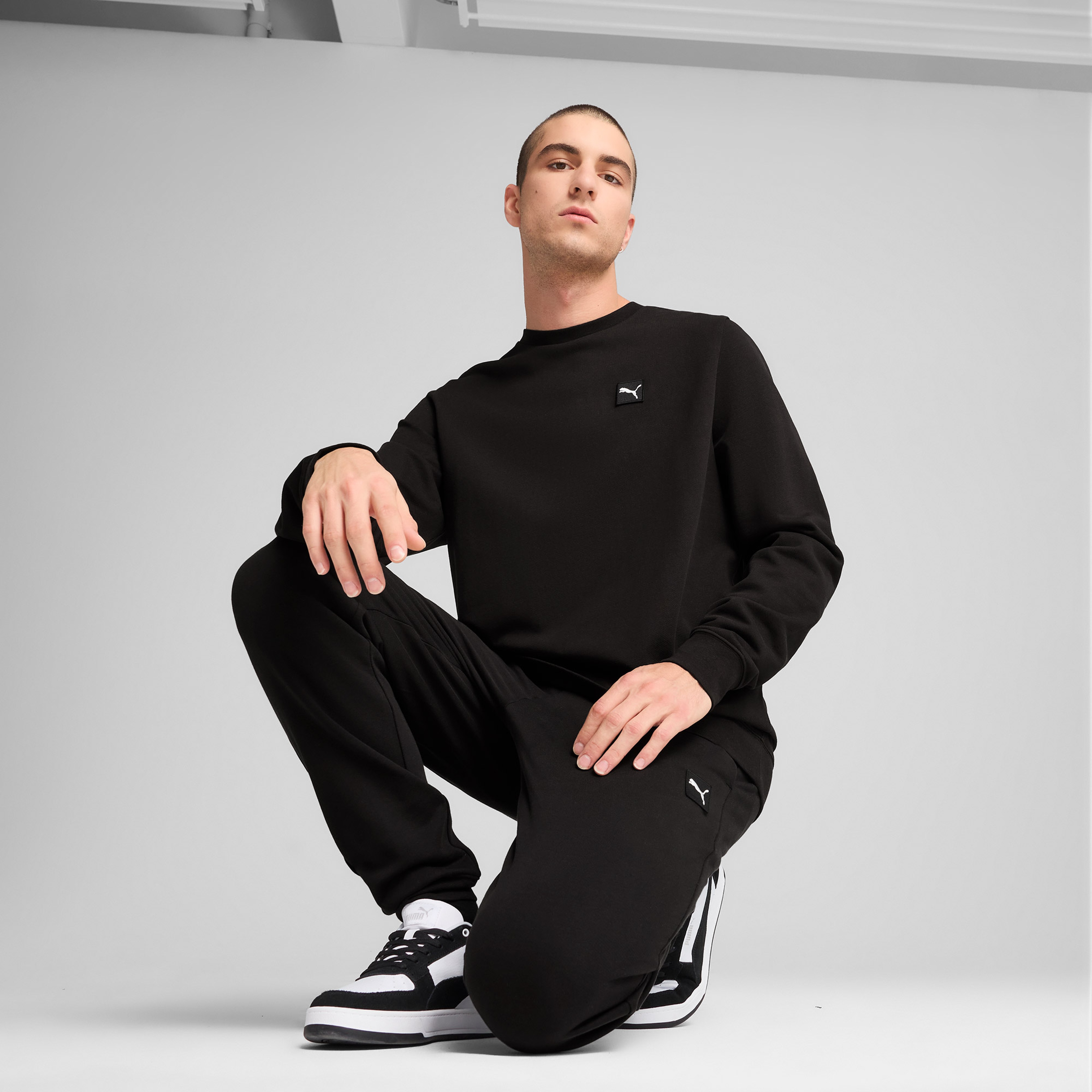 Puma Ess Elevated Crew Erkek Siyah Sweatshirt