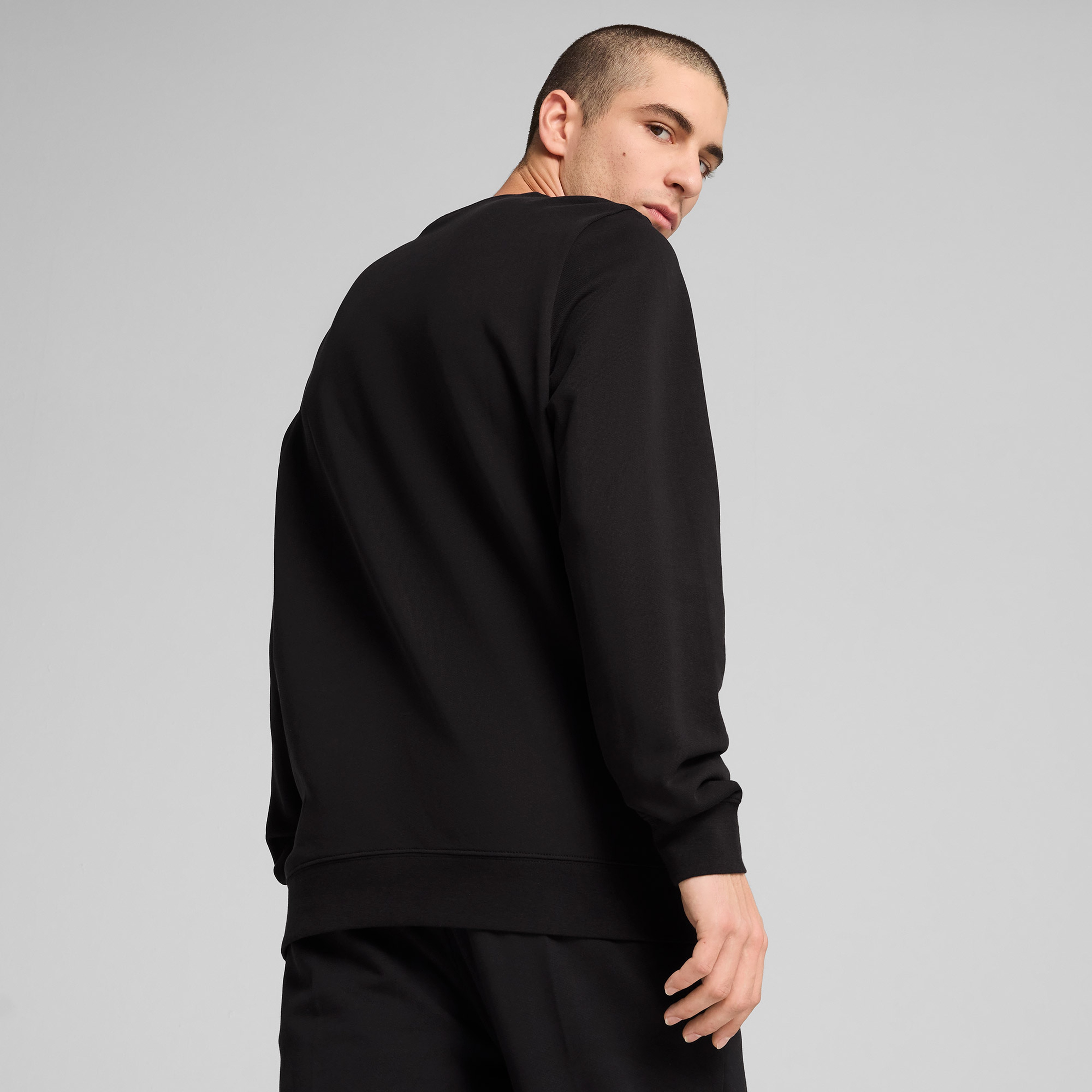 Puma Ess Elevated Crew Erkek Siyah Sweatshirt