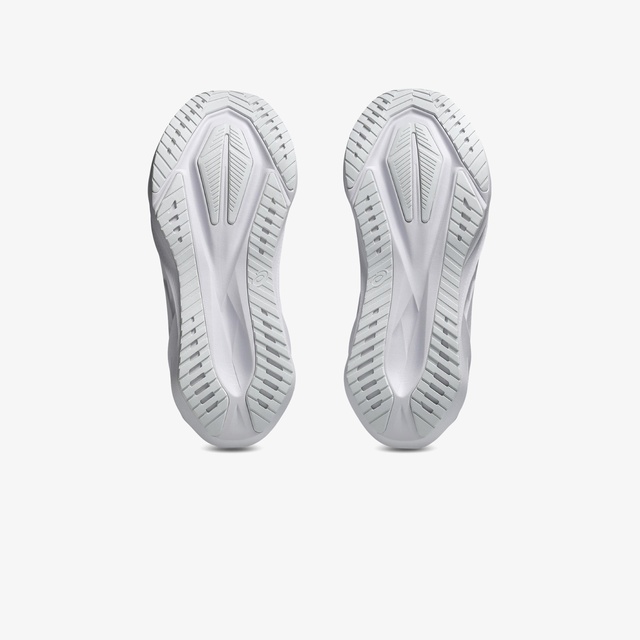 Asics Beyaz Asics Novablast Koşu Ayakkabısı 5