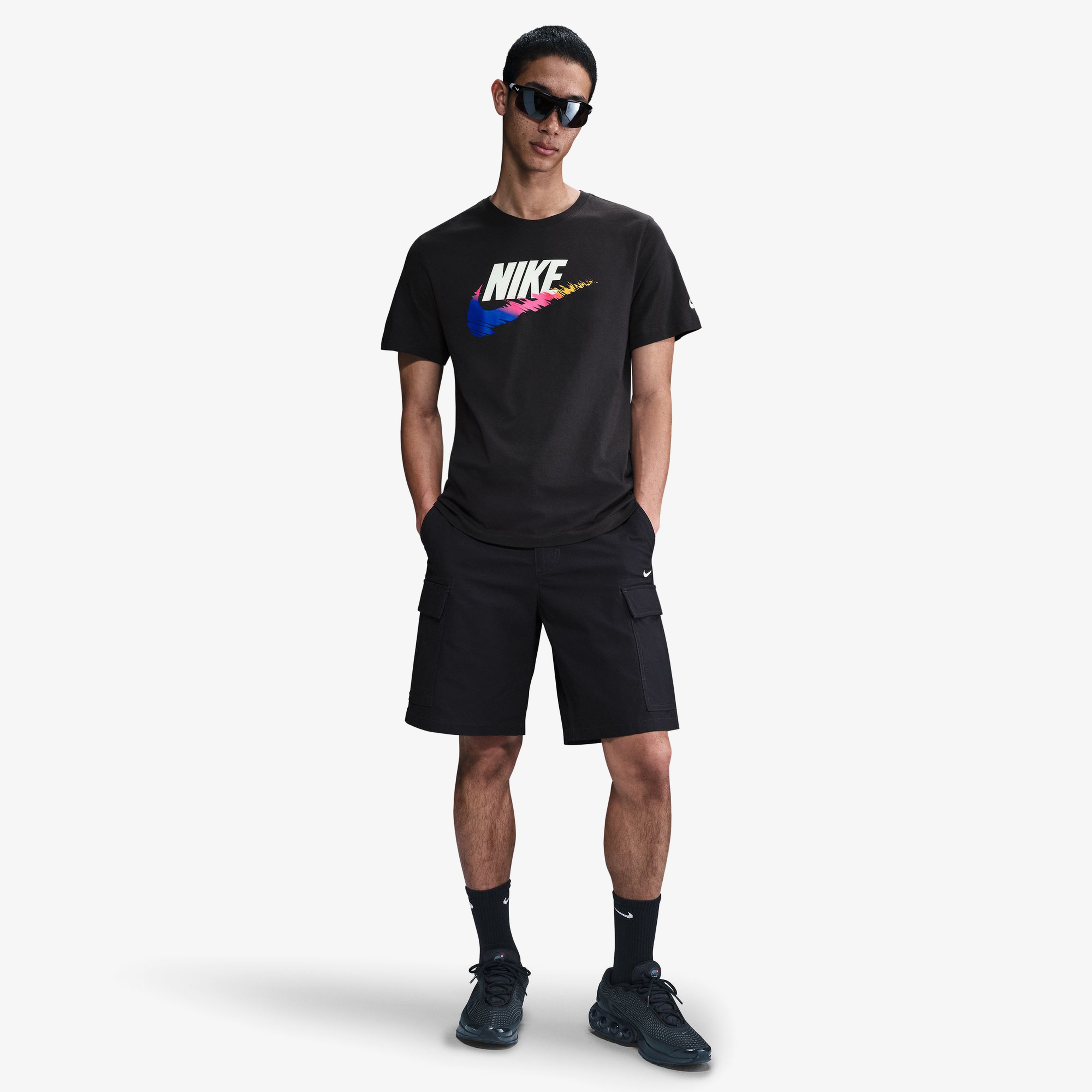 Nike Sportswear 6 Mo Futura Erkek Siyah T-Shirt