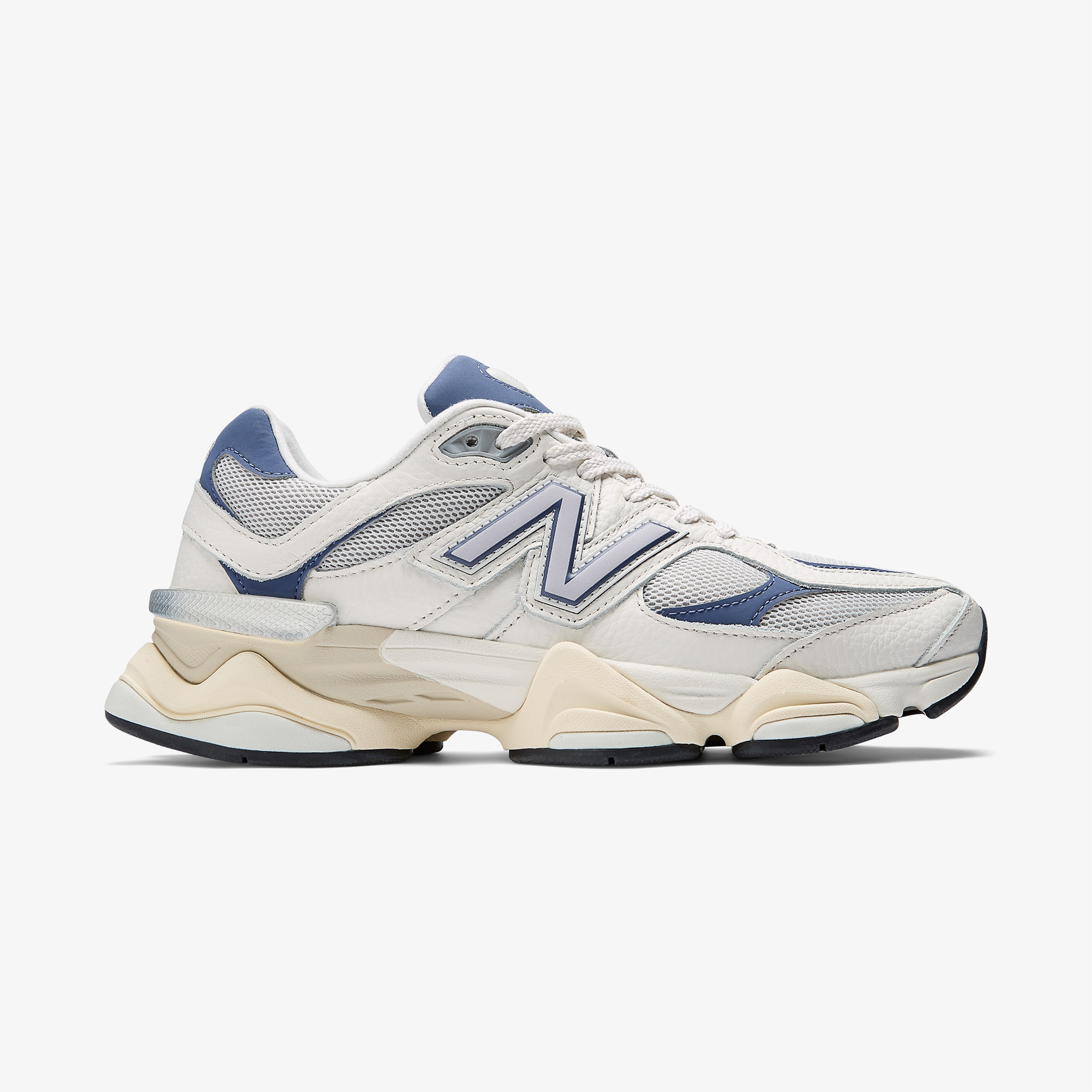 New Balance 9060 Kadın Beyaz Sneaker