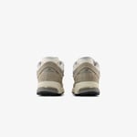 New Balance 2002R Unisex Krem Spor Ayakkabı