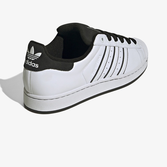 Adidas adidas Superstar Erkek Beyaz Spor Ayakkabı Occasion'da! Beyaz - 3. görsel