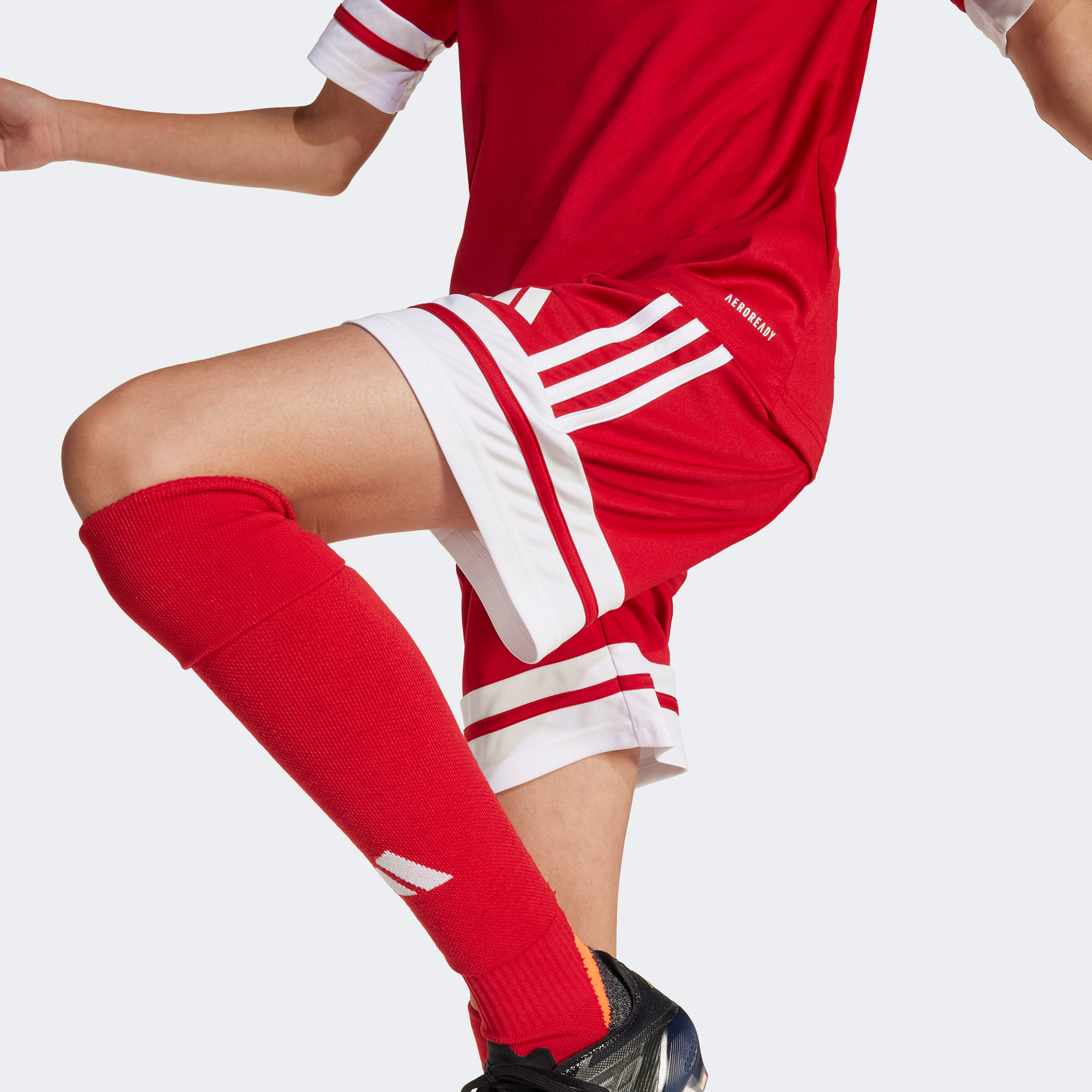 adidas Squadra 25 Çocuk Kırmızı Futbol Şortu