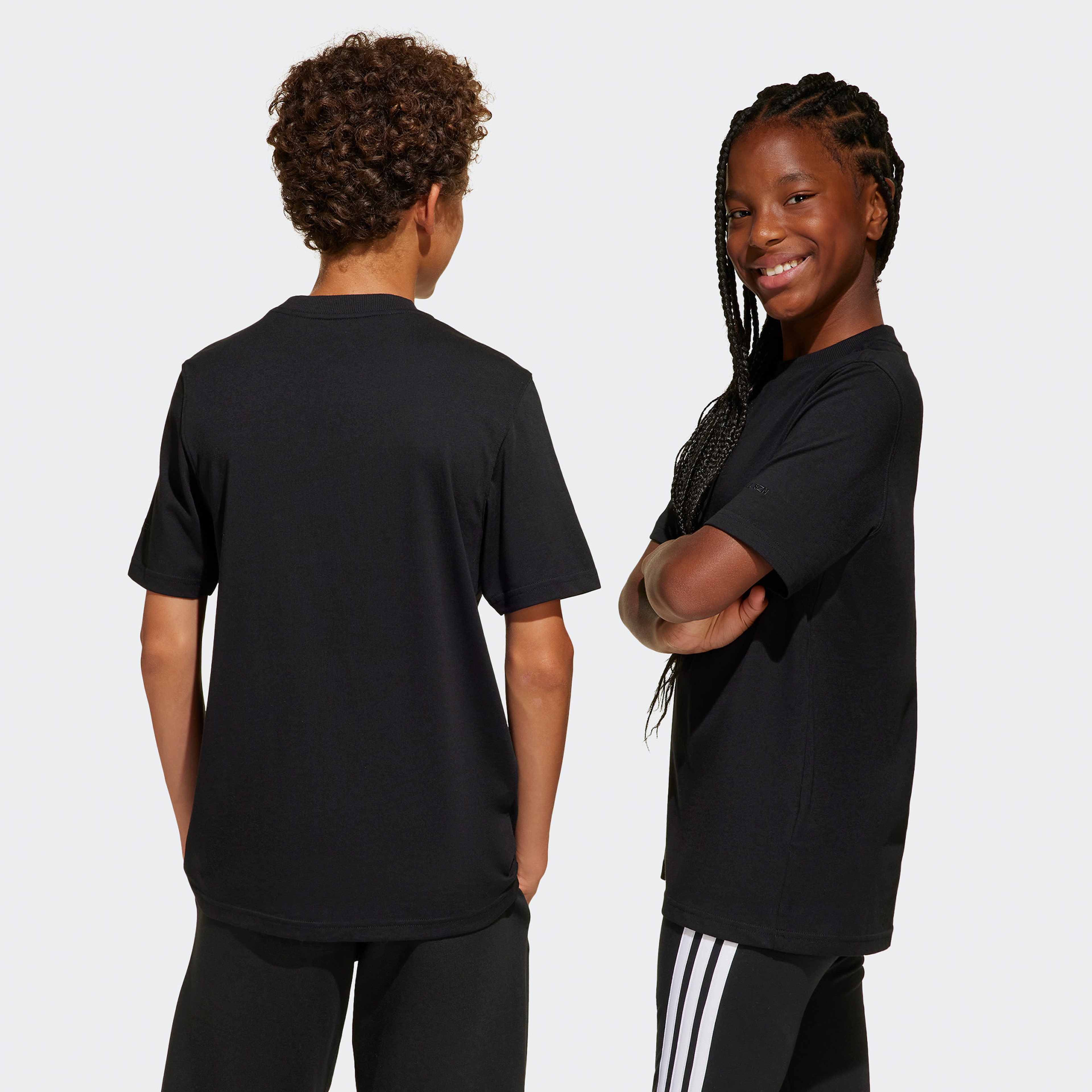 adidas Sportswear Çocuk Siyah Günlük T-Shirt