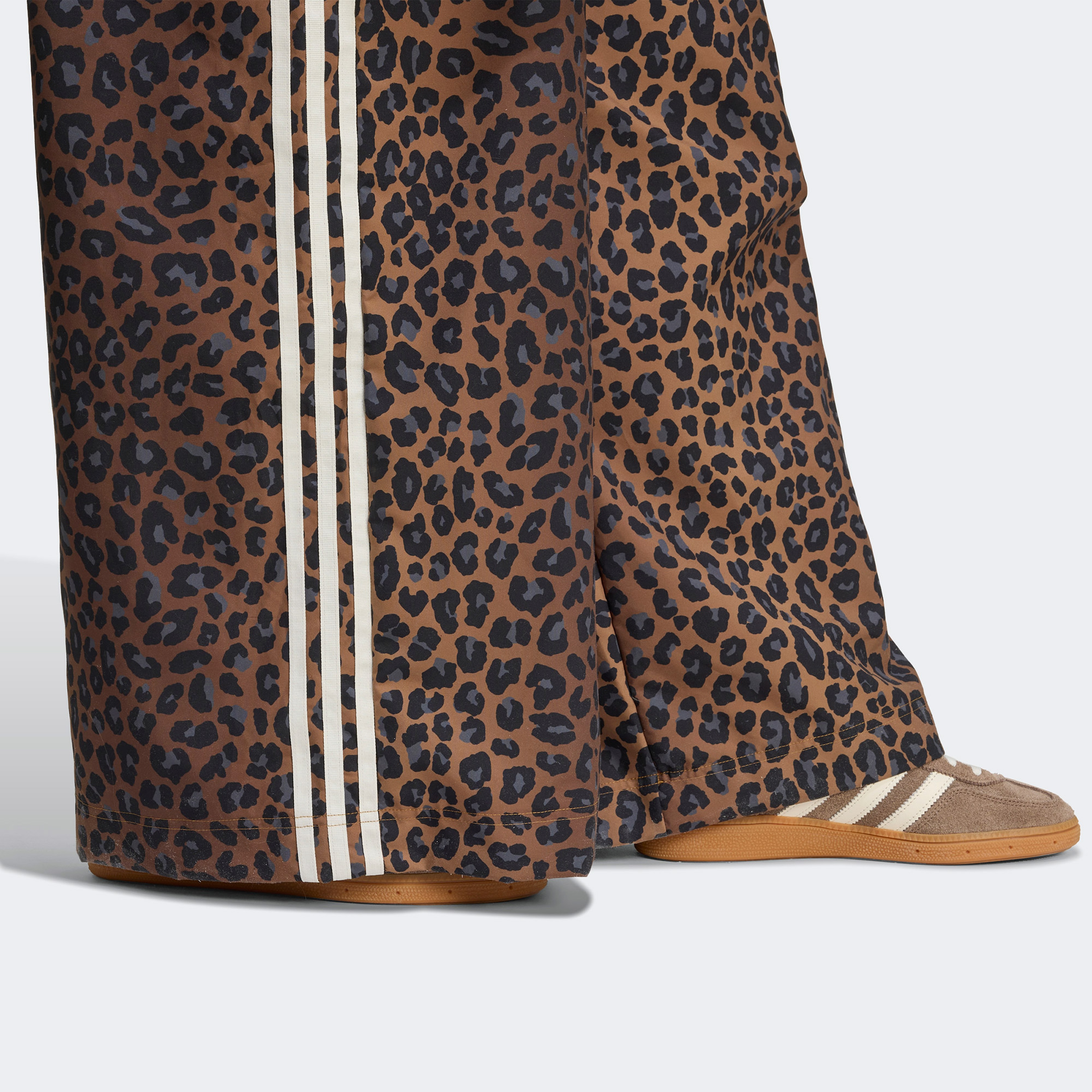adidas Leopard Firebird Oversized Kadın Kahverengi Pantolon