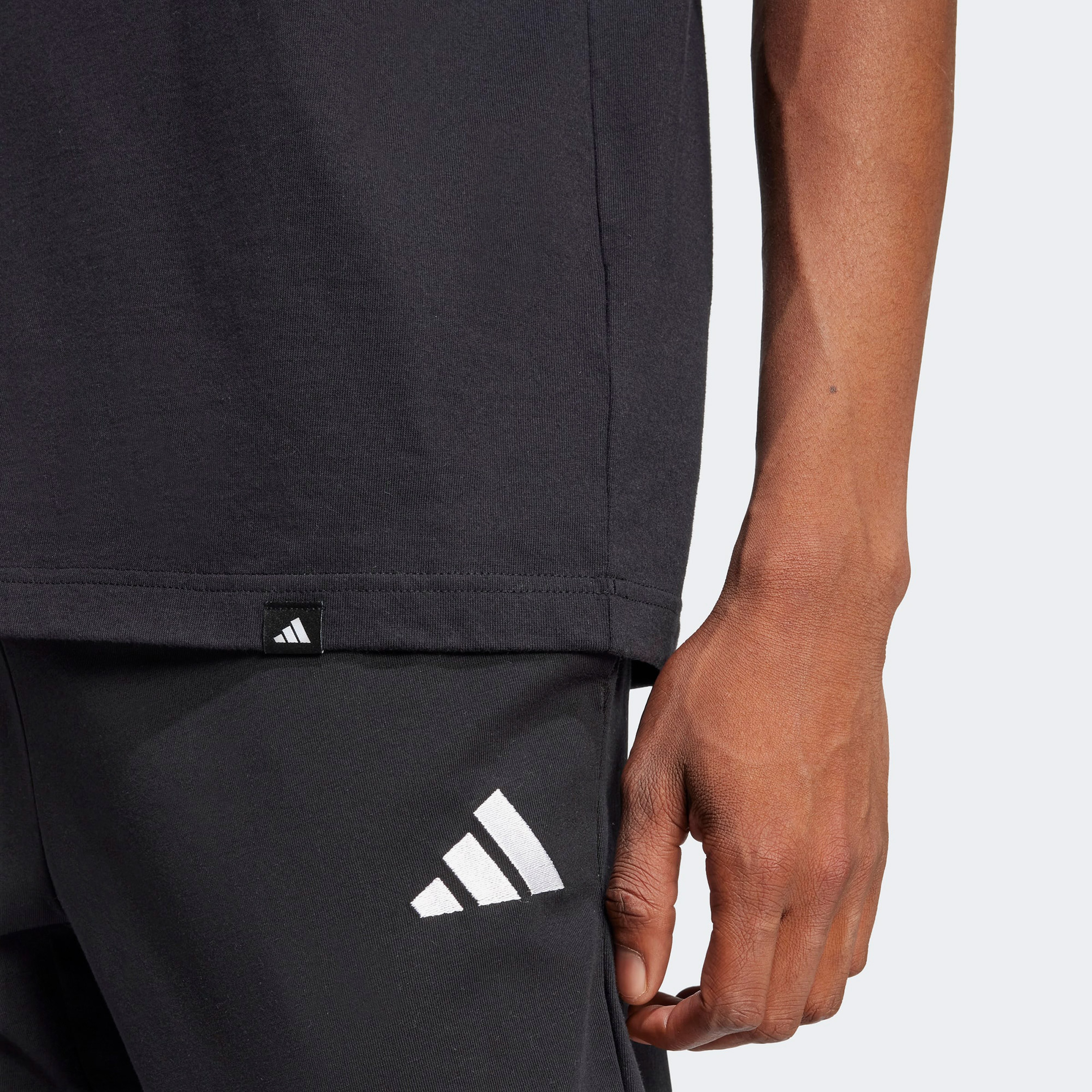 adidas Slide Erkek Siyah T-Shirt