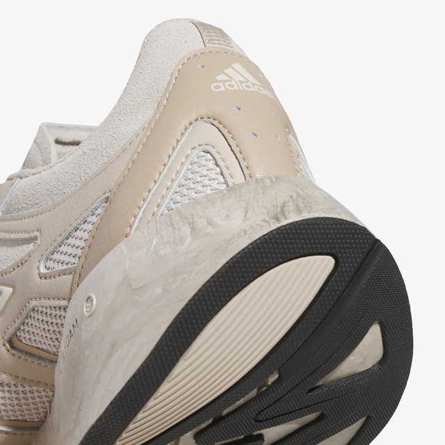 Adidas Bej Adidas Adizero Aruku Kadın Spor Ayakkabı