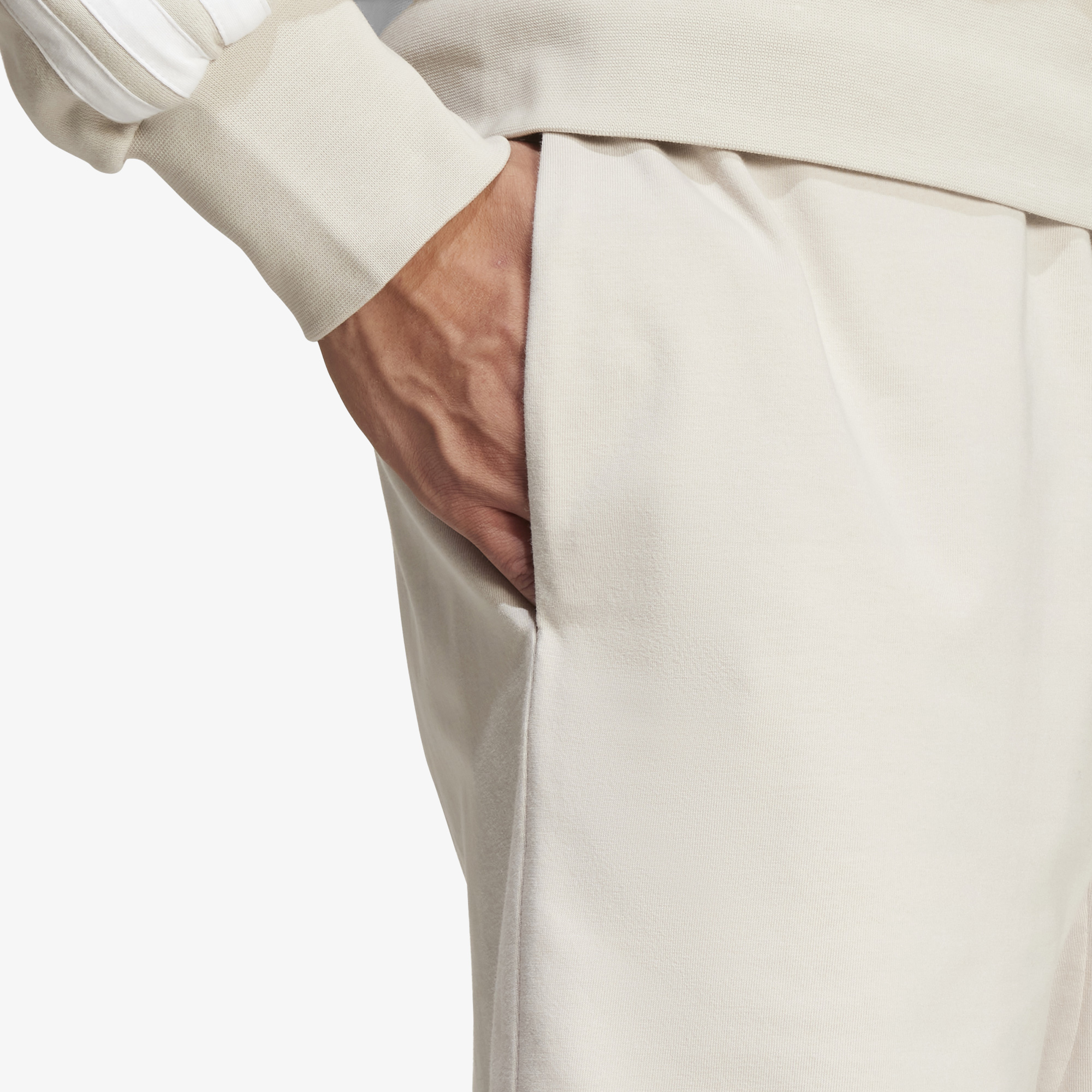 adidas Essentials Linear Single Jersey Erkek Bej Günlük Şort