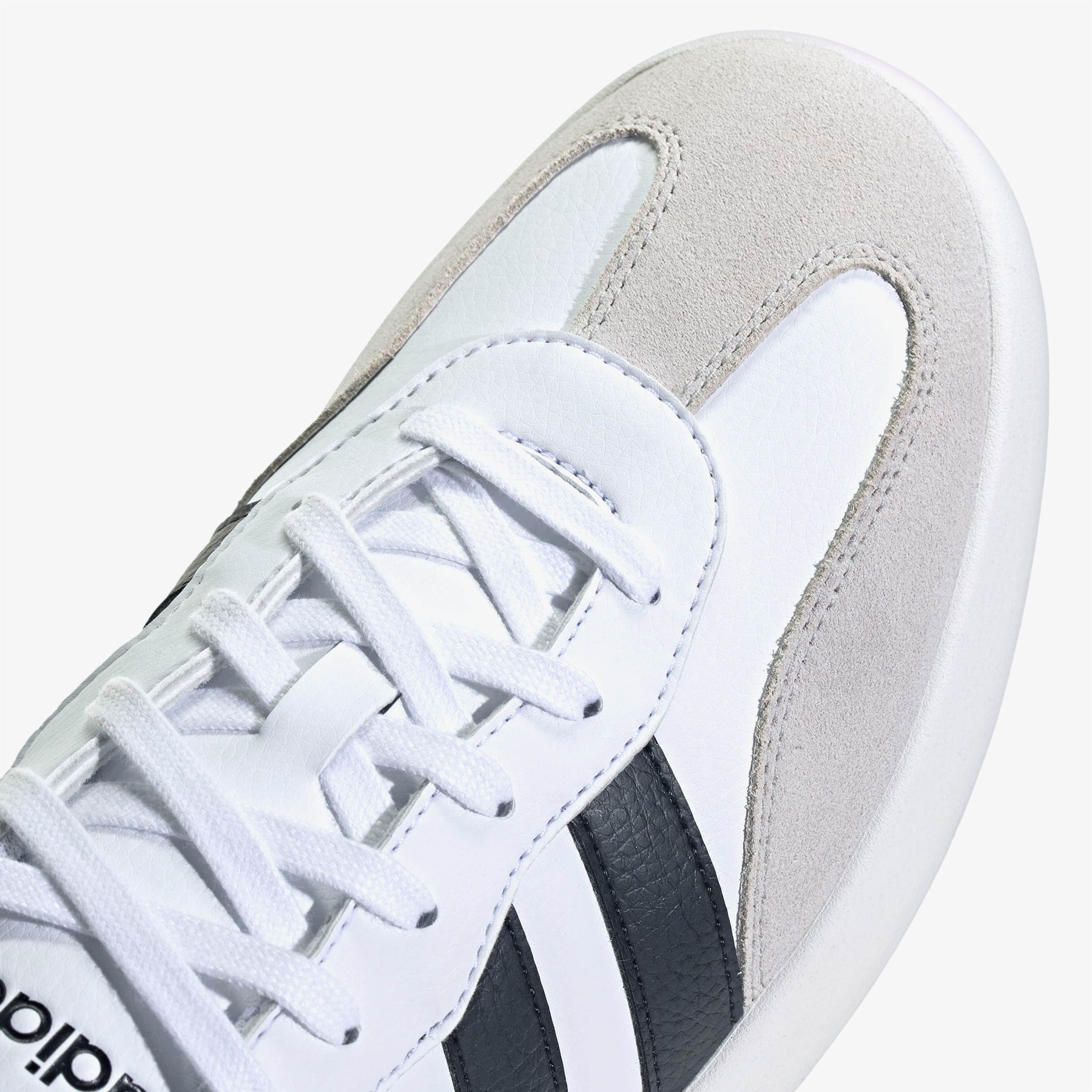 adidas Barreda Erkek Beyaz Spor Ayakkabı