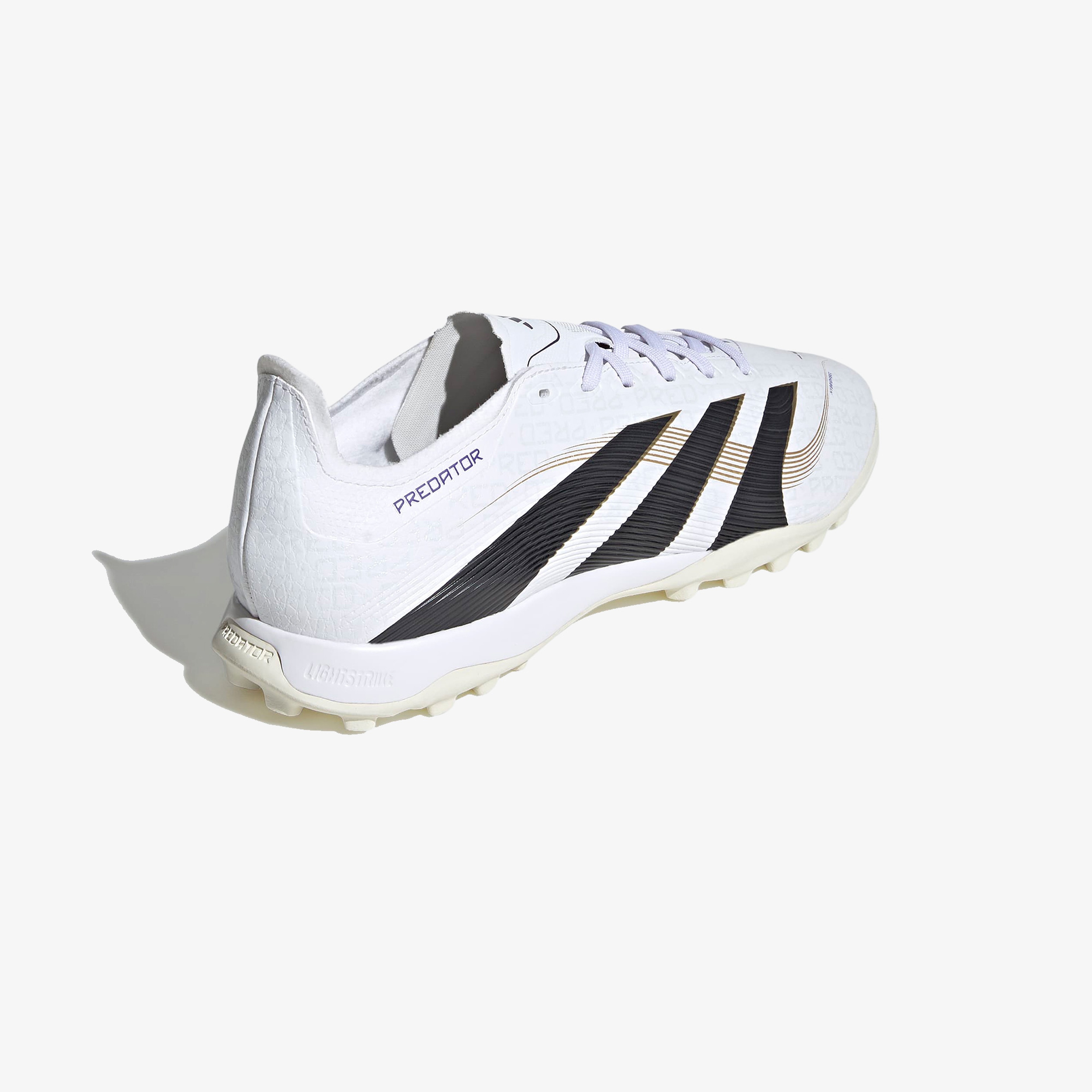 adidas Predator League Erkek Beyaz Halı Saha Kramponu