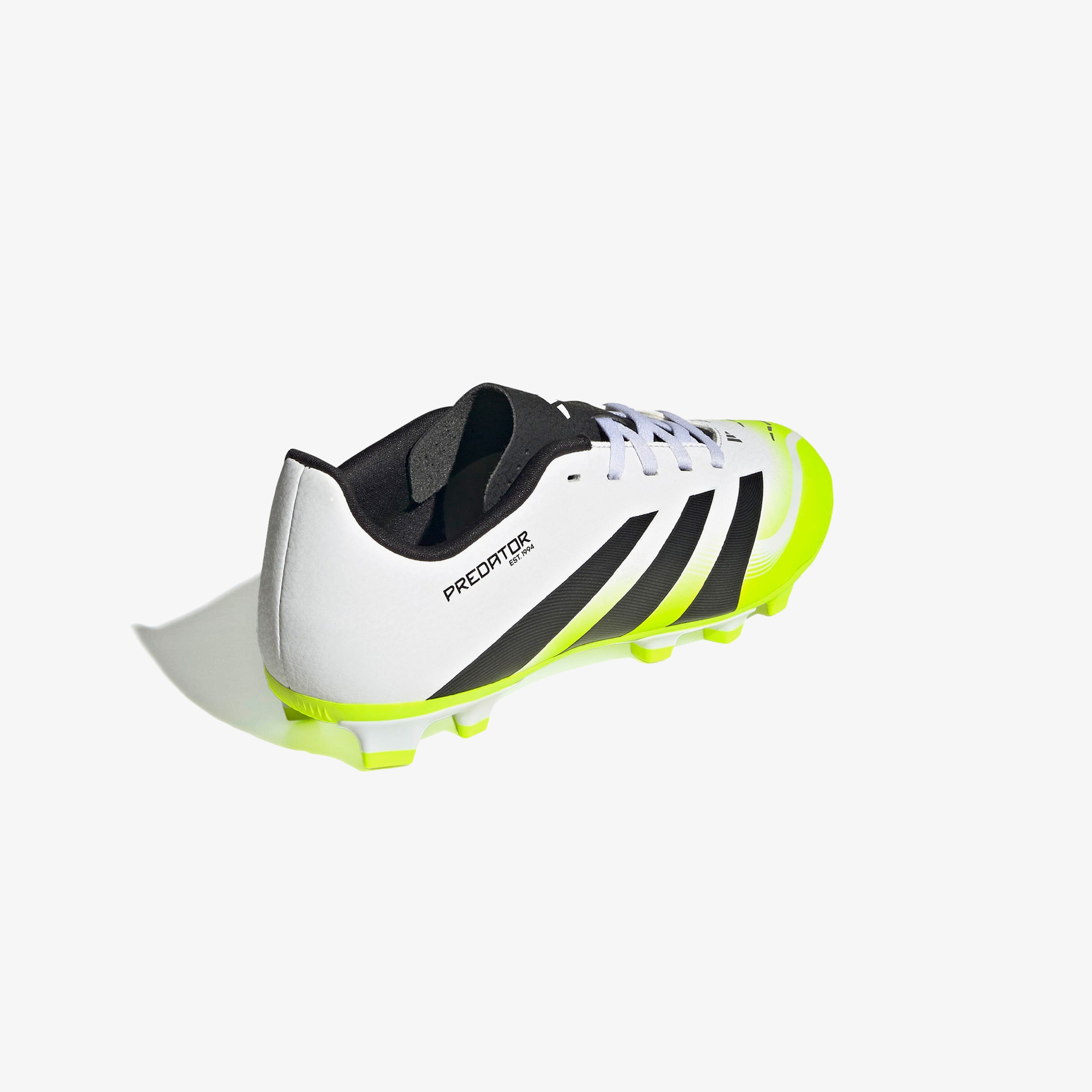 adidas Predator Club Firm-Multi Ground Çocuk Beyaz Çim Saha Kramponu