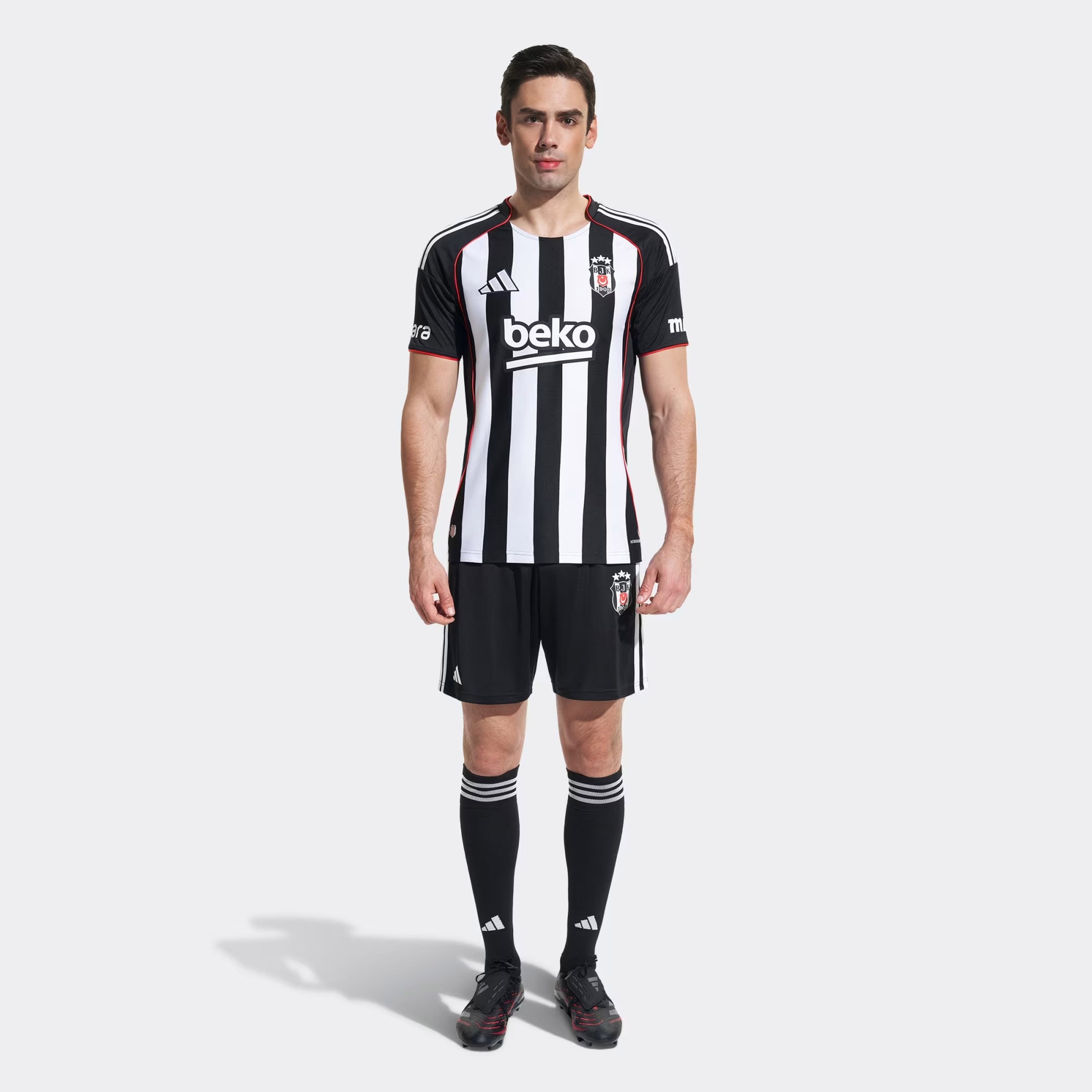 adidas Beşiktaş JK 25/26 Erkek Siyah Futbol Şortu