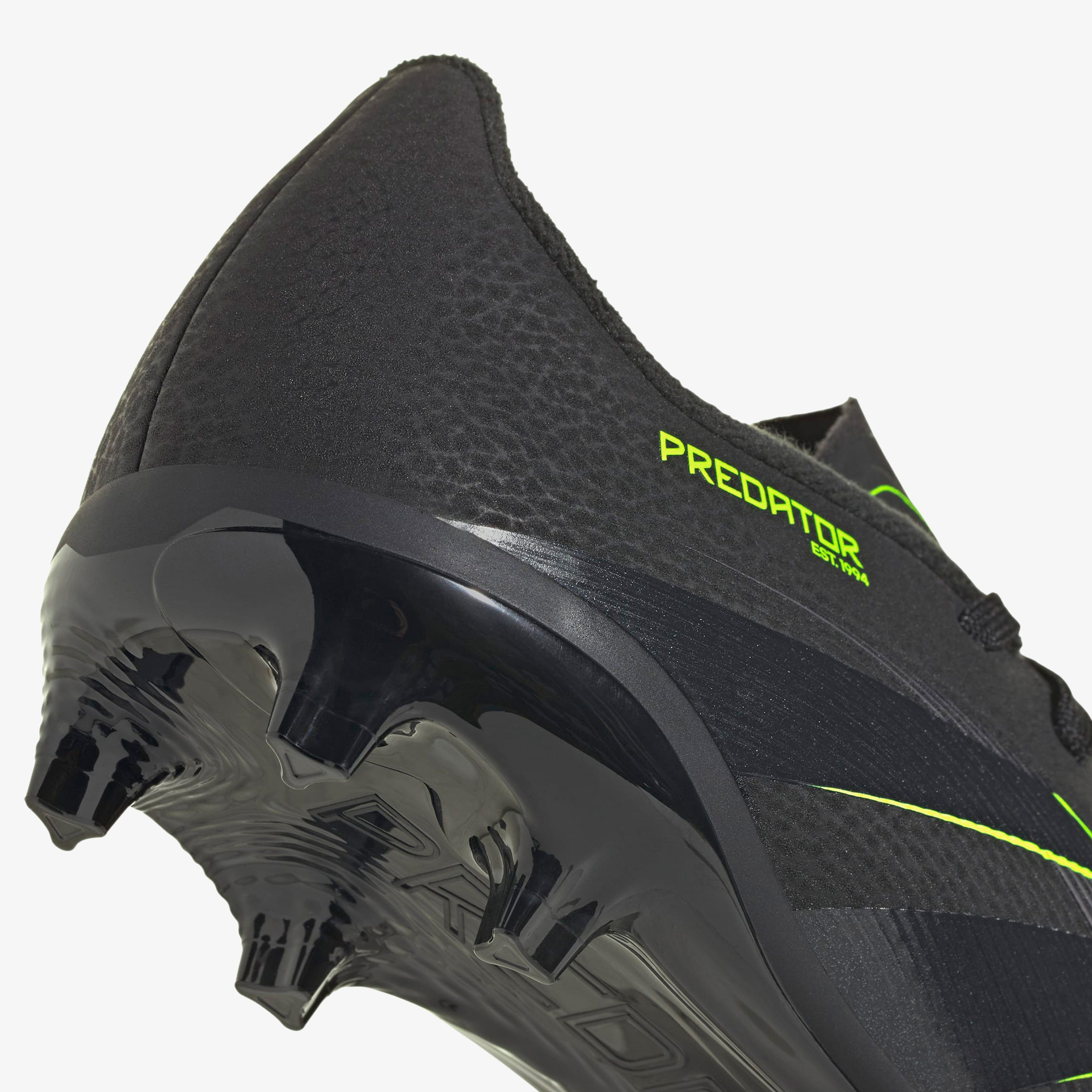 adidas Predator League Firm-Multi Ground Çocuk Siyah Çim Saha Kramponu