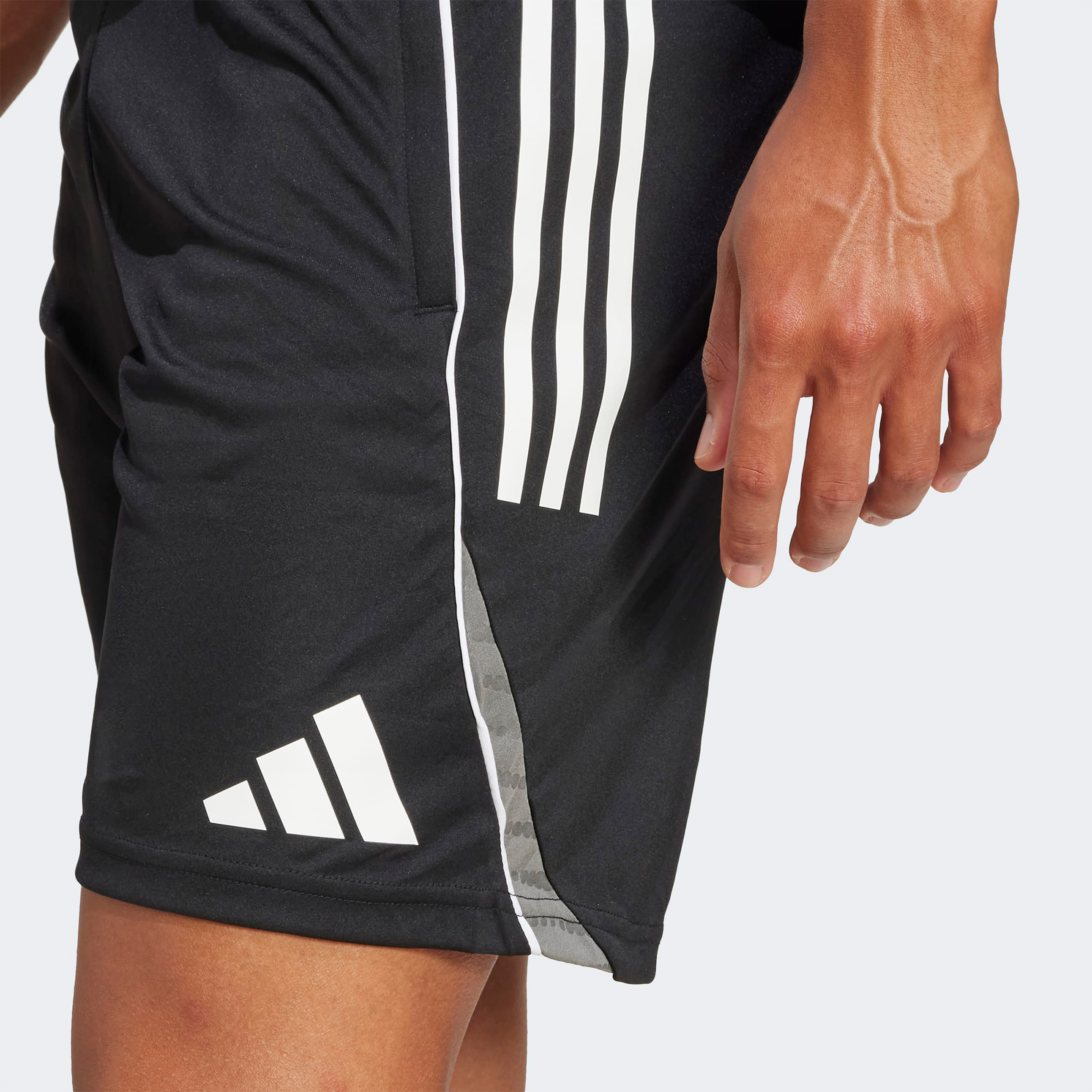 adidas Tiro 25 Competition Antrenman Erkek Siyah Futbol Şortu