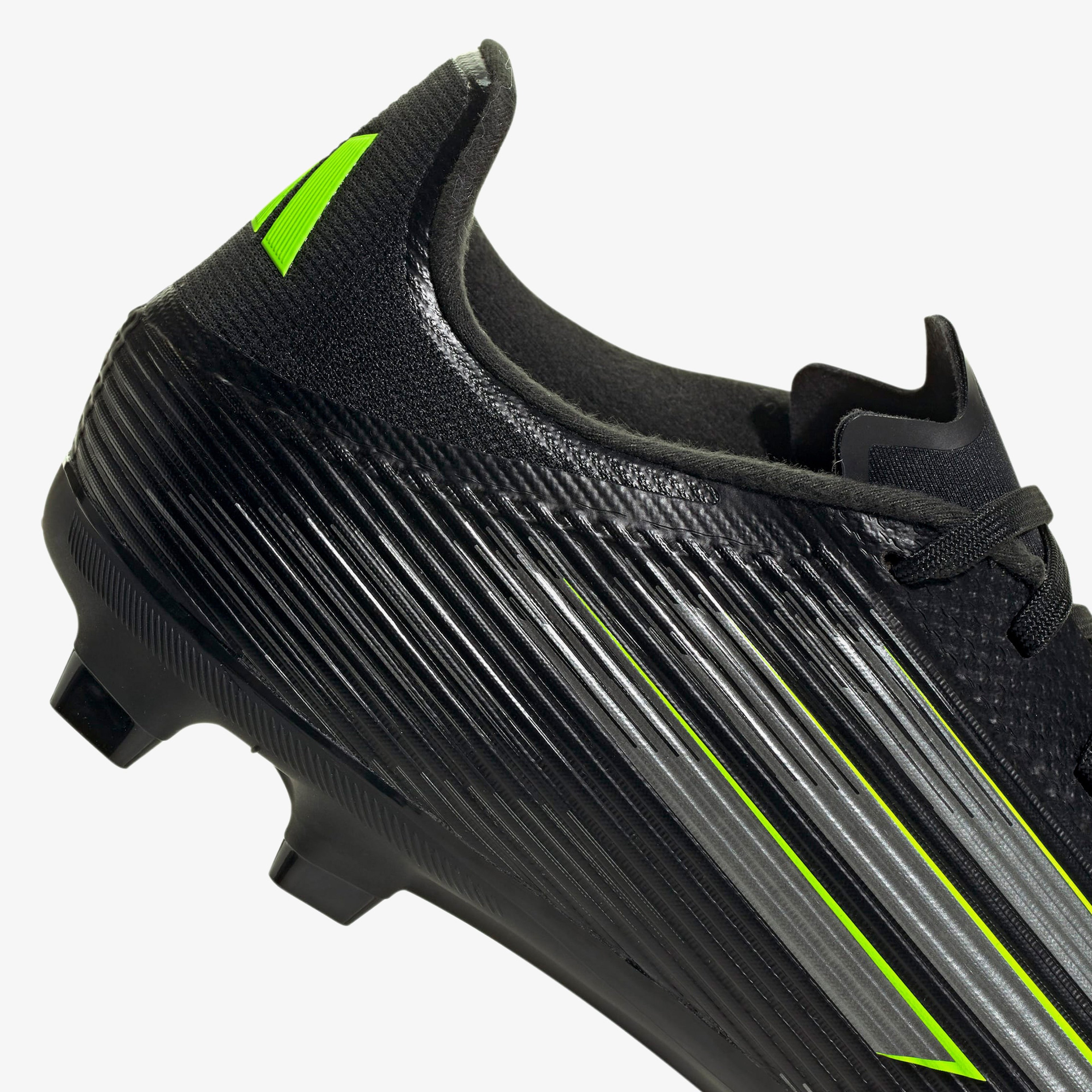 adidas F50 League Firm-Multi Ground Erkek Siyah Çim Saha Kramponu