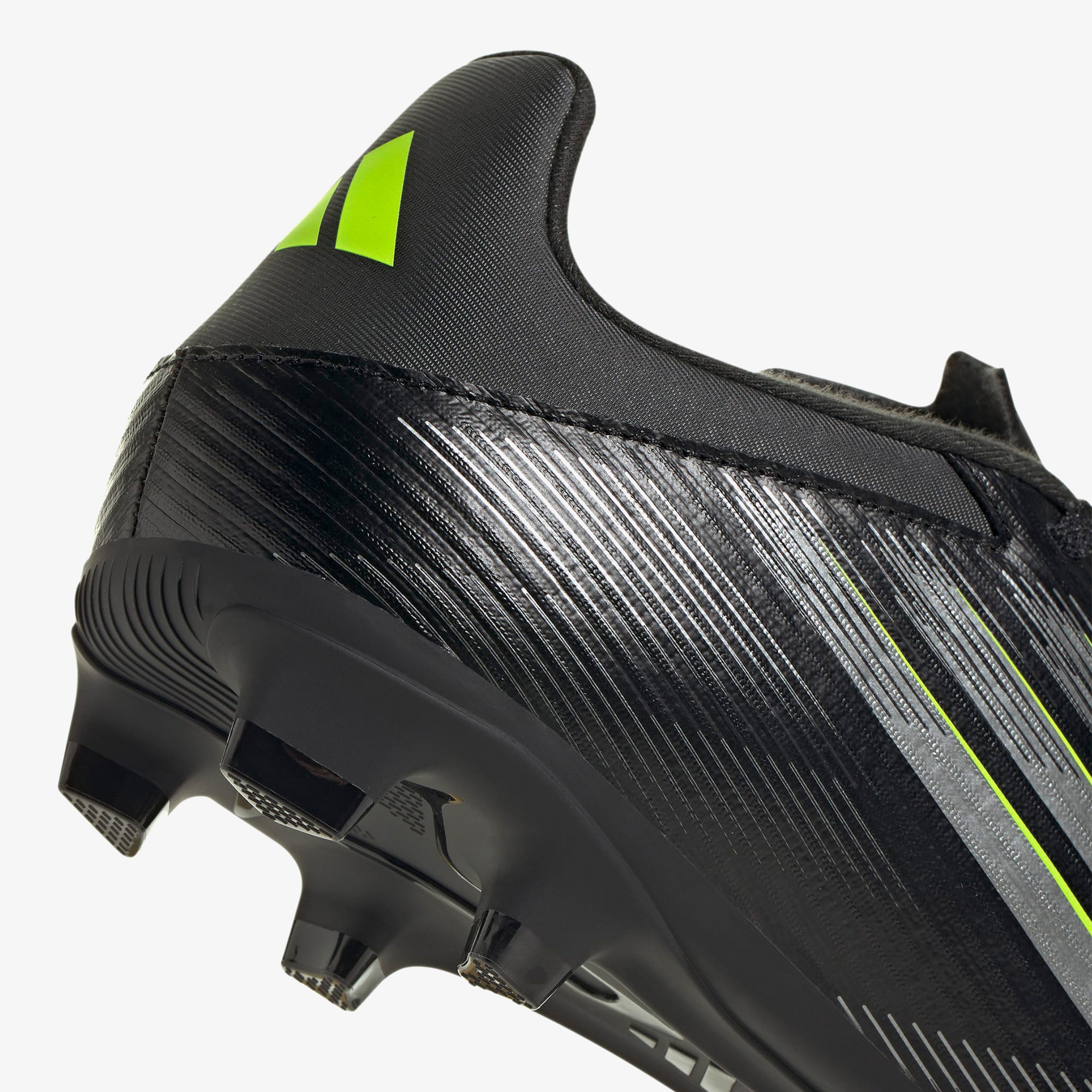 adidas F50 Club Firm-Multi Ground Erkek Siyah Çim Saha Kramponu